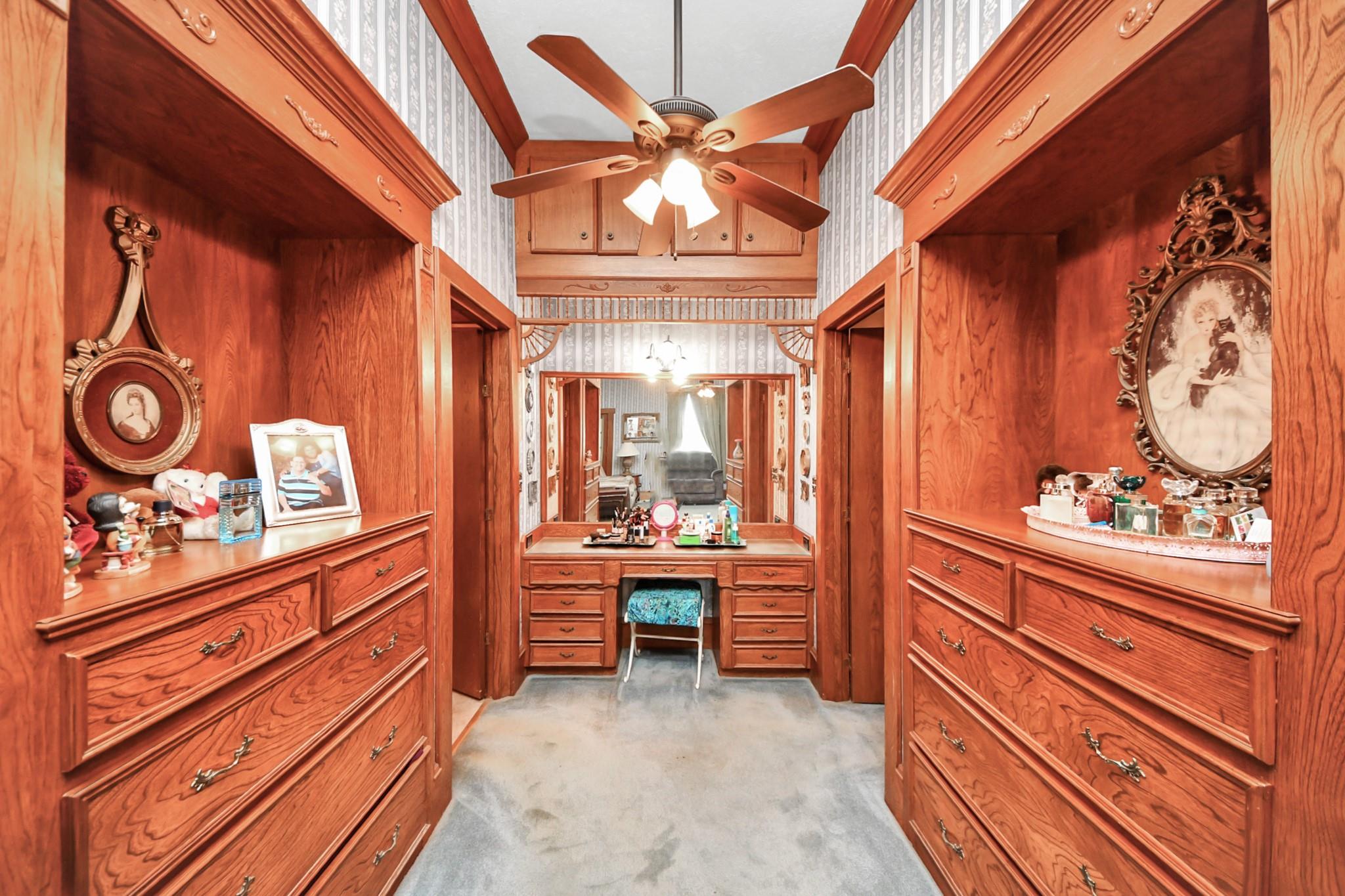 Wallis, Texas, 77485, United States, 3 Bedrooms Bedrooms, ,4 BathroomsBathrooms,Residential,For Sale,1928223