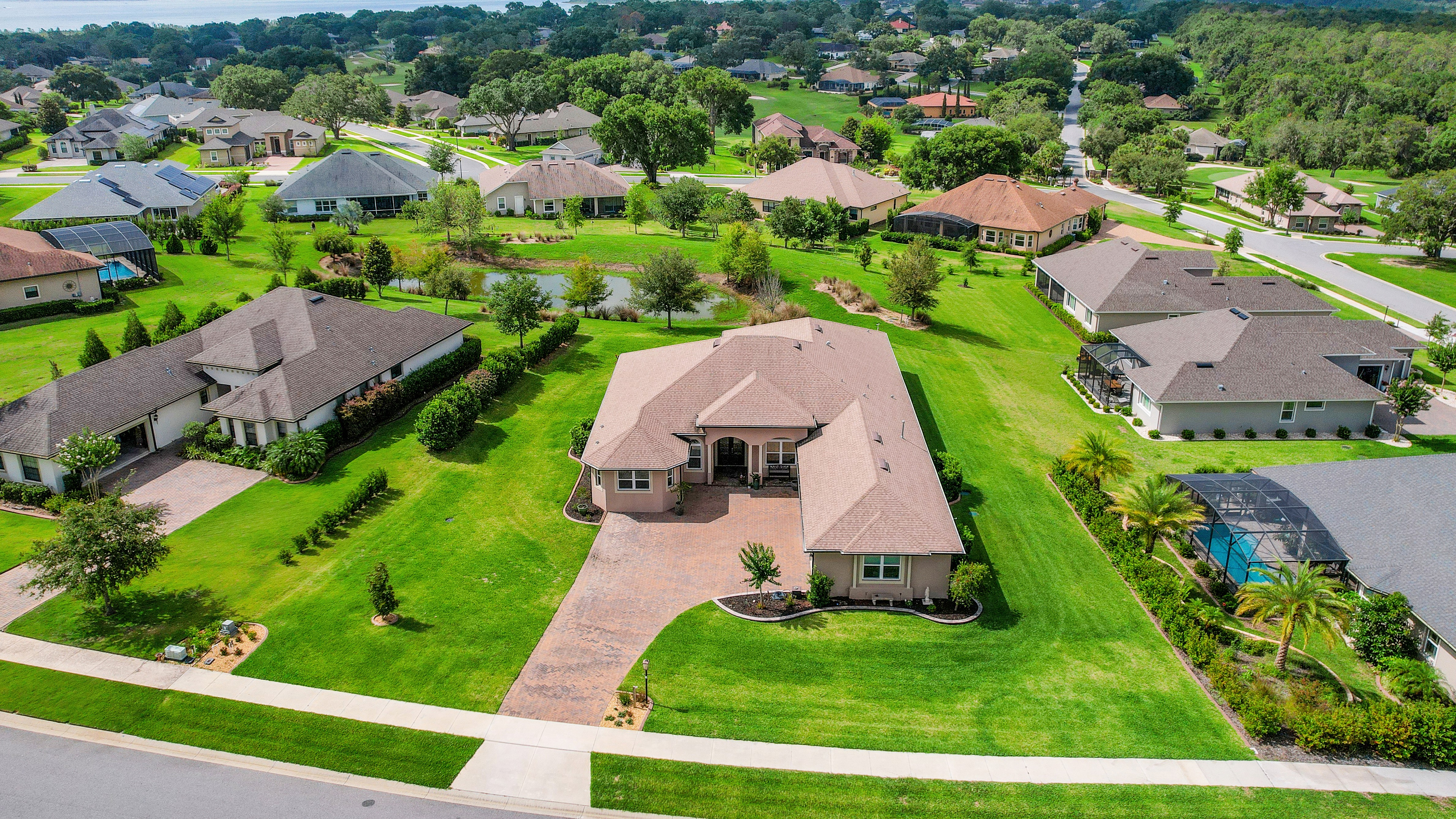 Lady Lake, Florida, 32159, United States, 4 Bedrooms Bedrooms, ,3 BathroomsBathrooms,Residential,For Sale,2001530