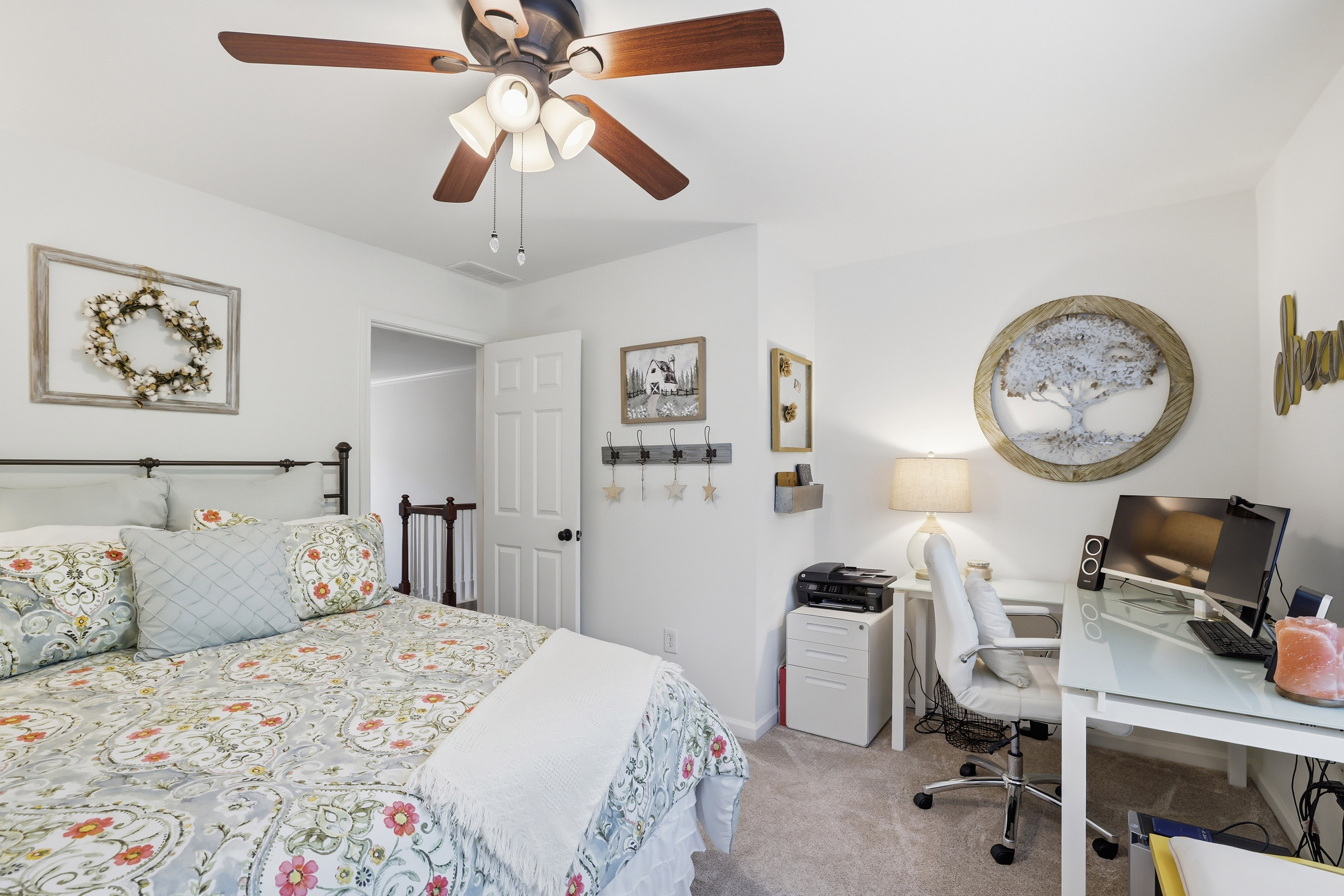  Classic Beauty in Amenity-rich Parkstone Community - 物件實景