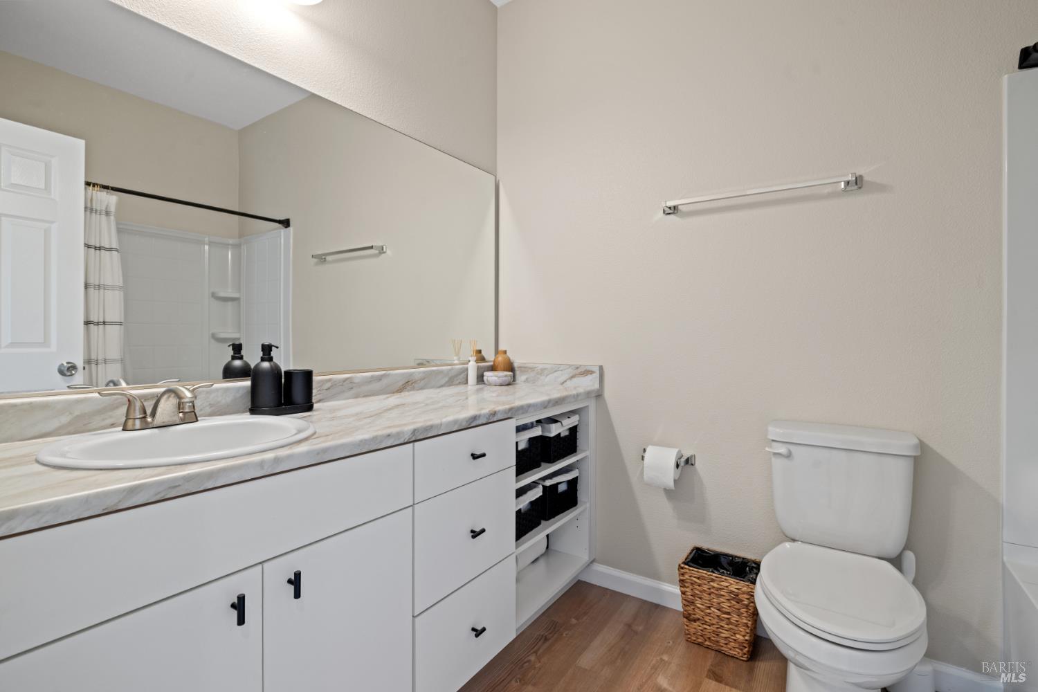 Santa Rosa, California, 95407, United States, 3 Bedrooms Bedrooms, ,3 BathroomsBathrooms,Residential,For Sale,1947152