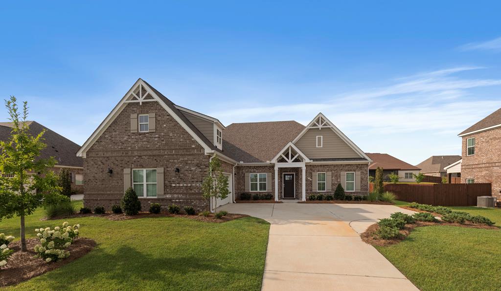 110 Elizabeth Lane, Dothan, Alabama, 36350, United States, 5 Bedrooms Bedrooms, ,4 BathroomsBathrooms,Residential,For Sale,110 Elizabeth Lane,1625373