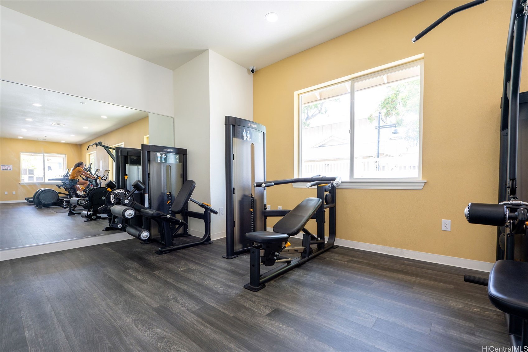 Kapolei, Hawaii, 96707, United States, 2 Bedrooms Bedrooms, ,2 BathroomsBathrooms,Residential,For Sale,1933025