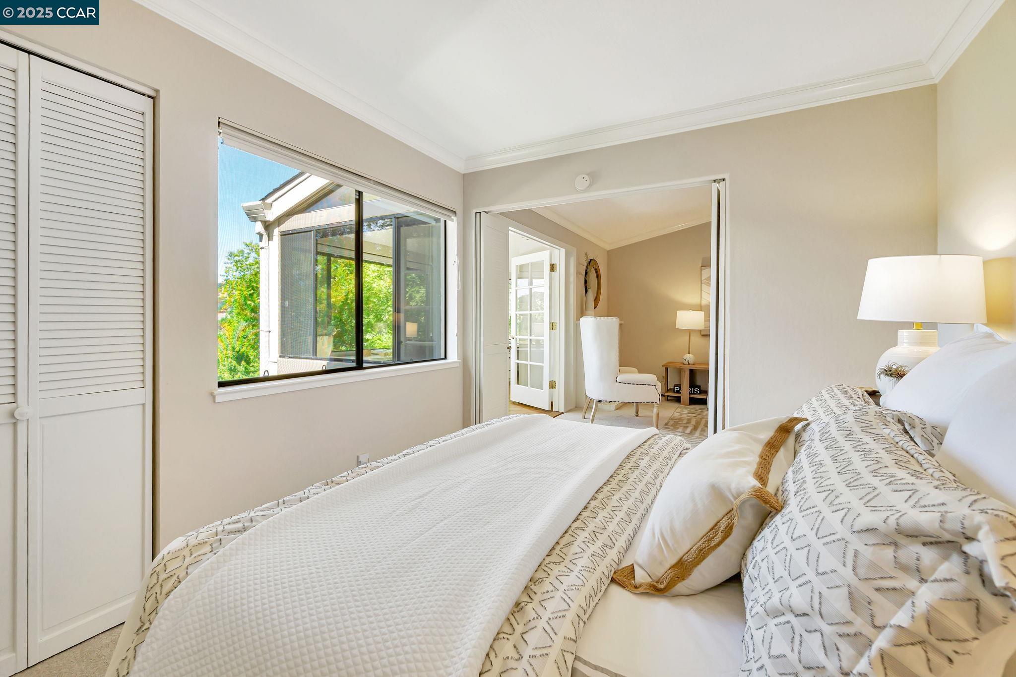 Walnut Creek, California, 94595, United States, 3 Bedrooms Bedrooms, ,2 BathroomsBathrooms,Residential,For Sale,1924398