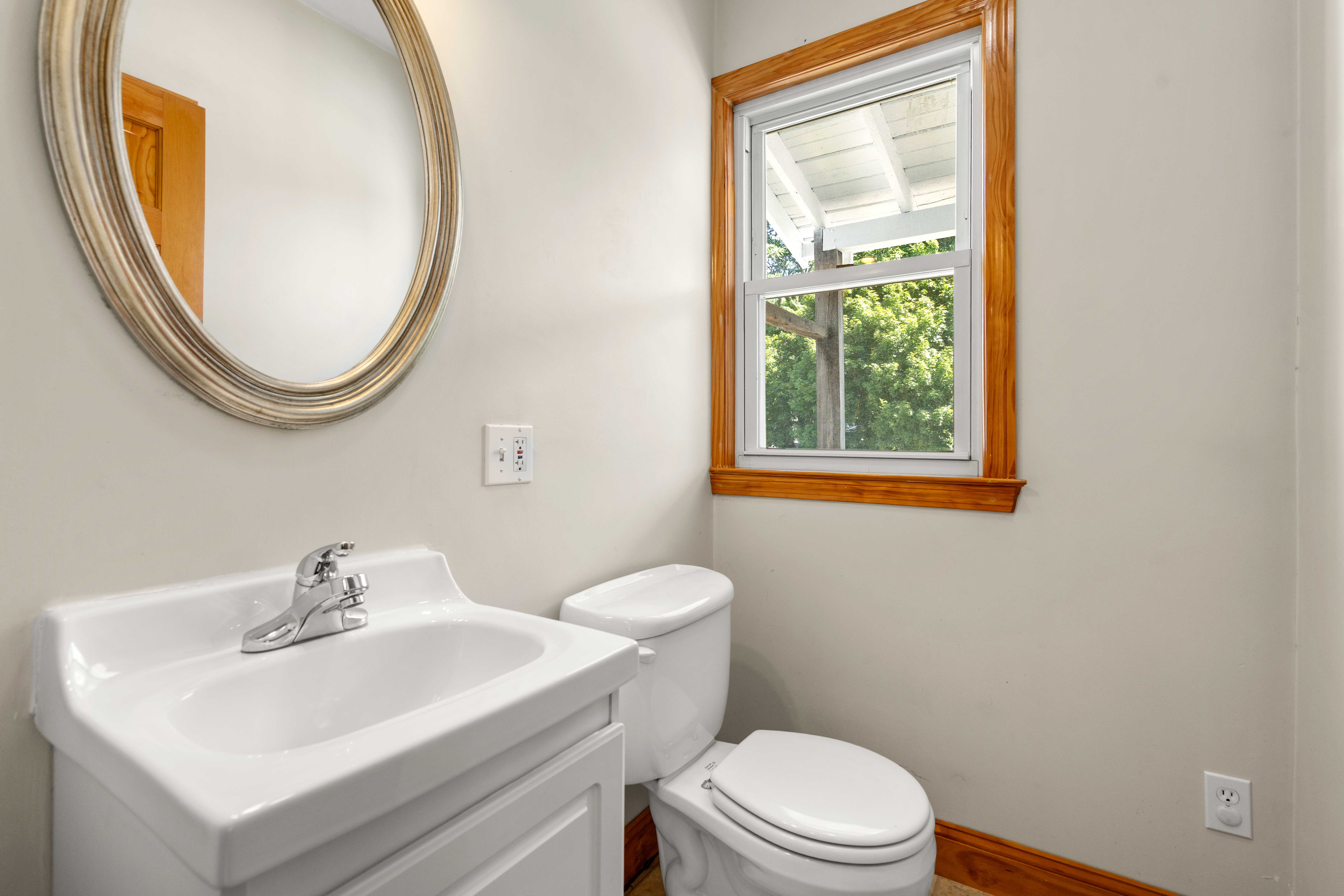  21-23 Averton Street, Boston, MA, 02131 - 物件實景