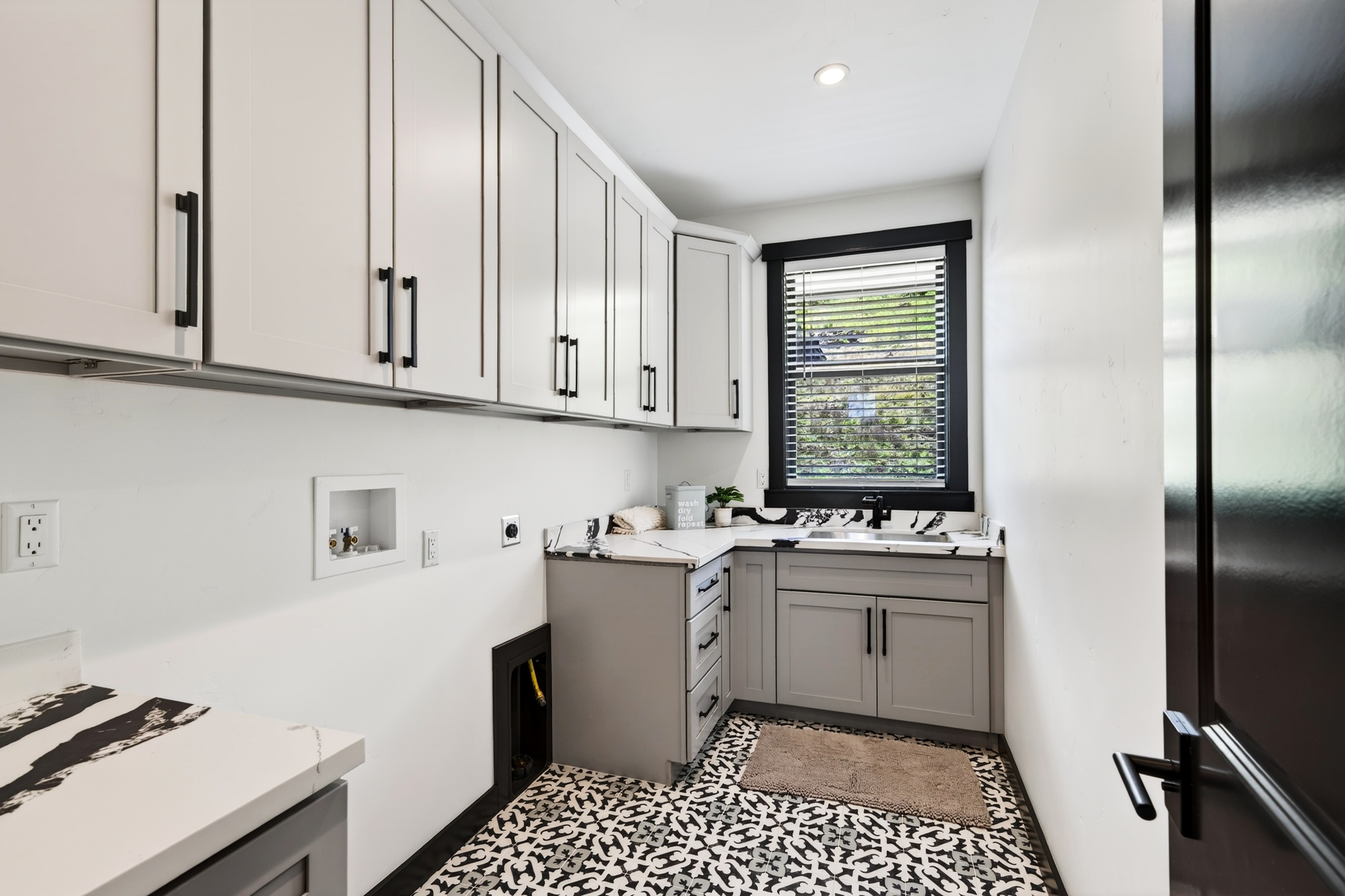  Stunning New Build - 物件實景