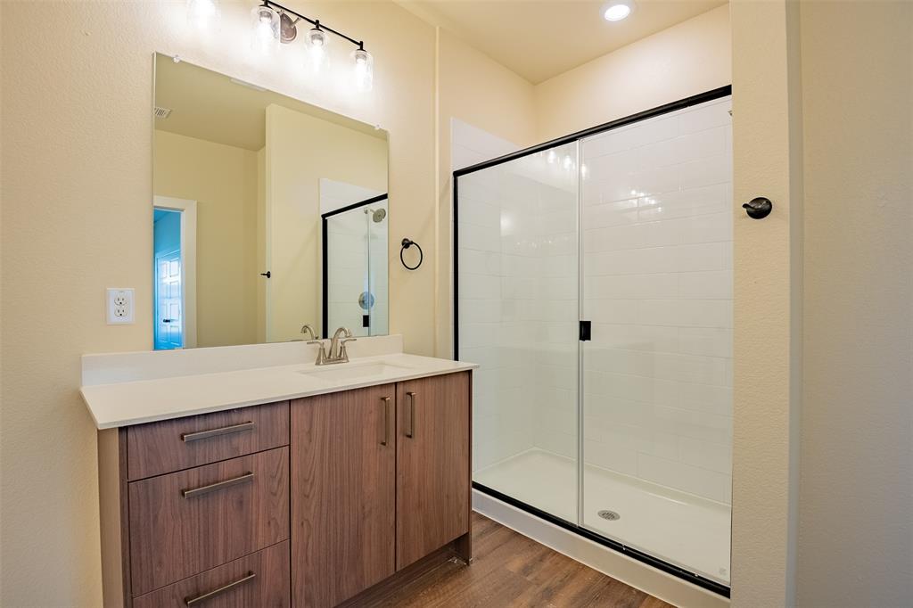 Venus, Texas, 76084, United States, 8 Bedrooms Bedrooms, ,6 BathroomsBathrooms,Residential,For Sale,1922033