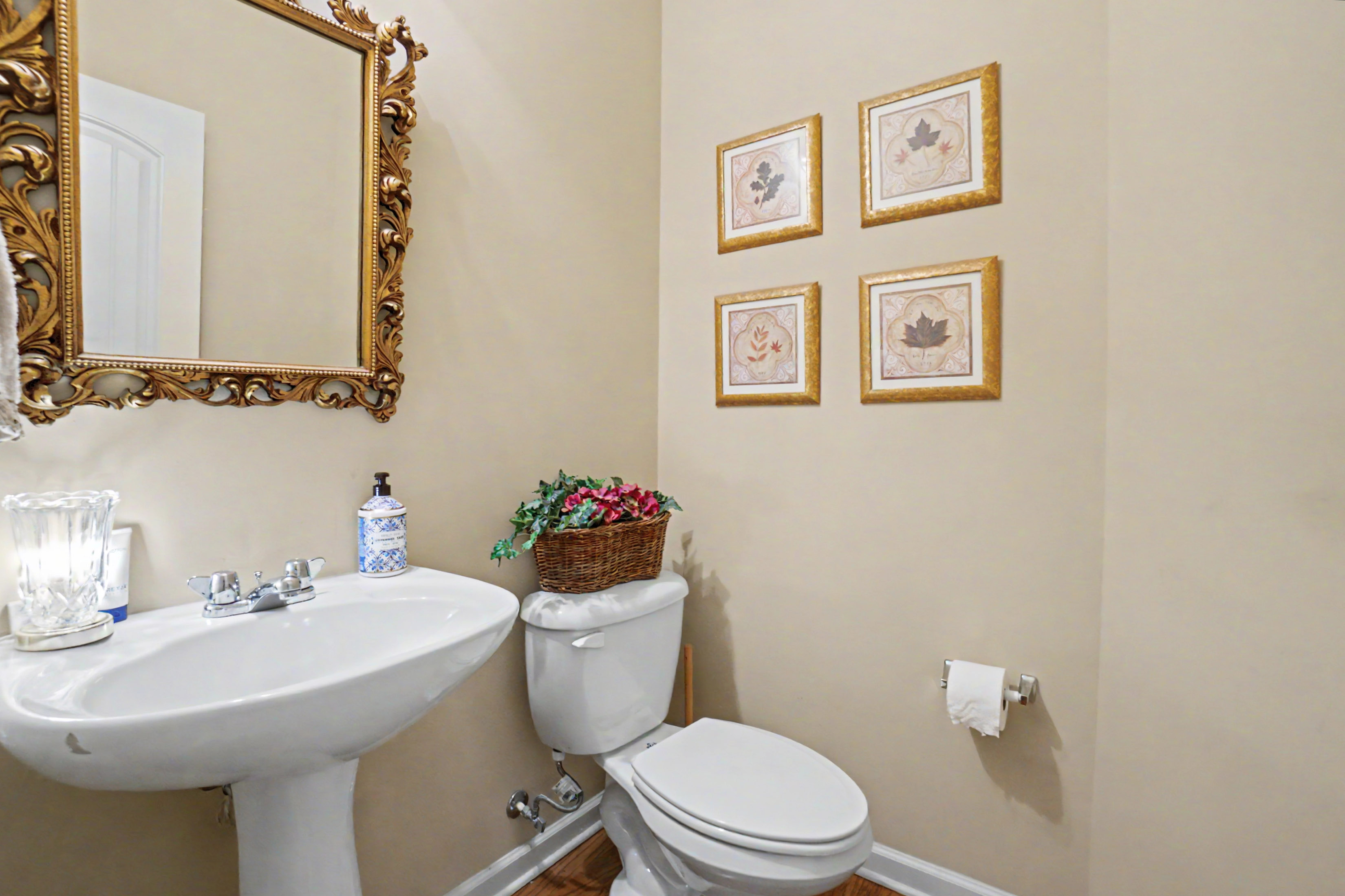  Beautiful Townhome in Great Location - 物件實景