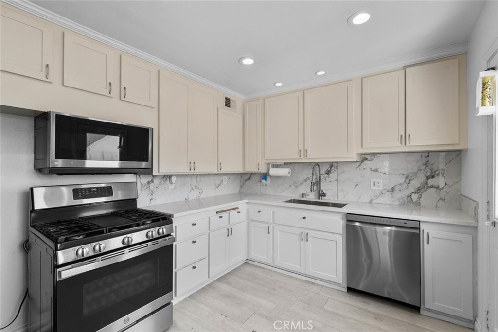 La Mirada, California, 90638, United States, 4 Bedrooms Bedrooms, ,3 BathroomsBathrooms,Residential,For Sale,1976779