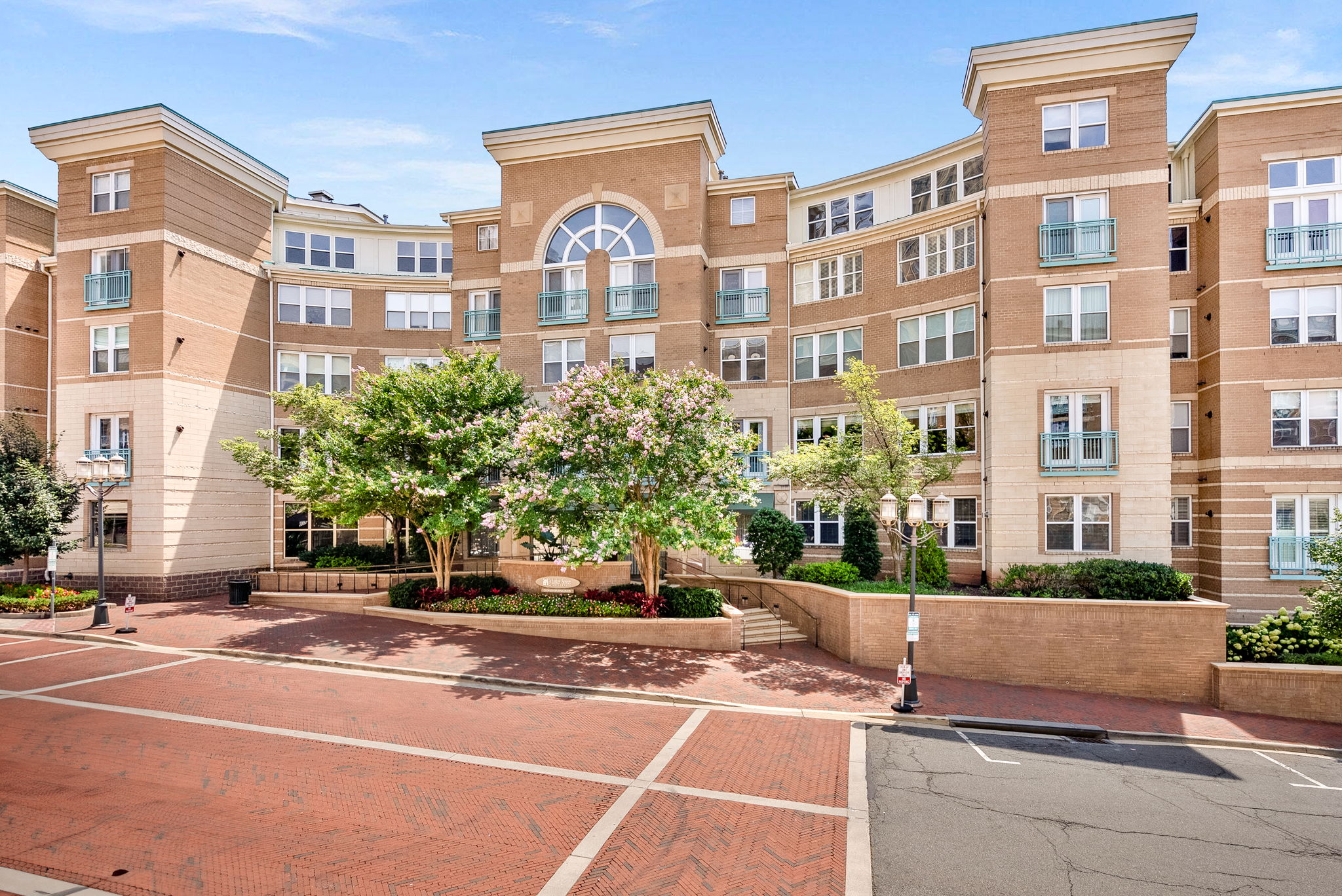  12001 Market Street, Reston, VA, 20190 - 物件實景
