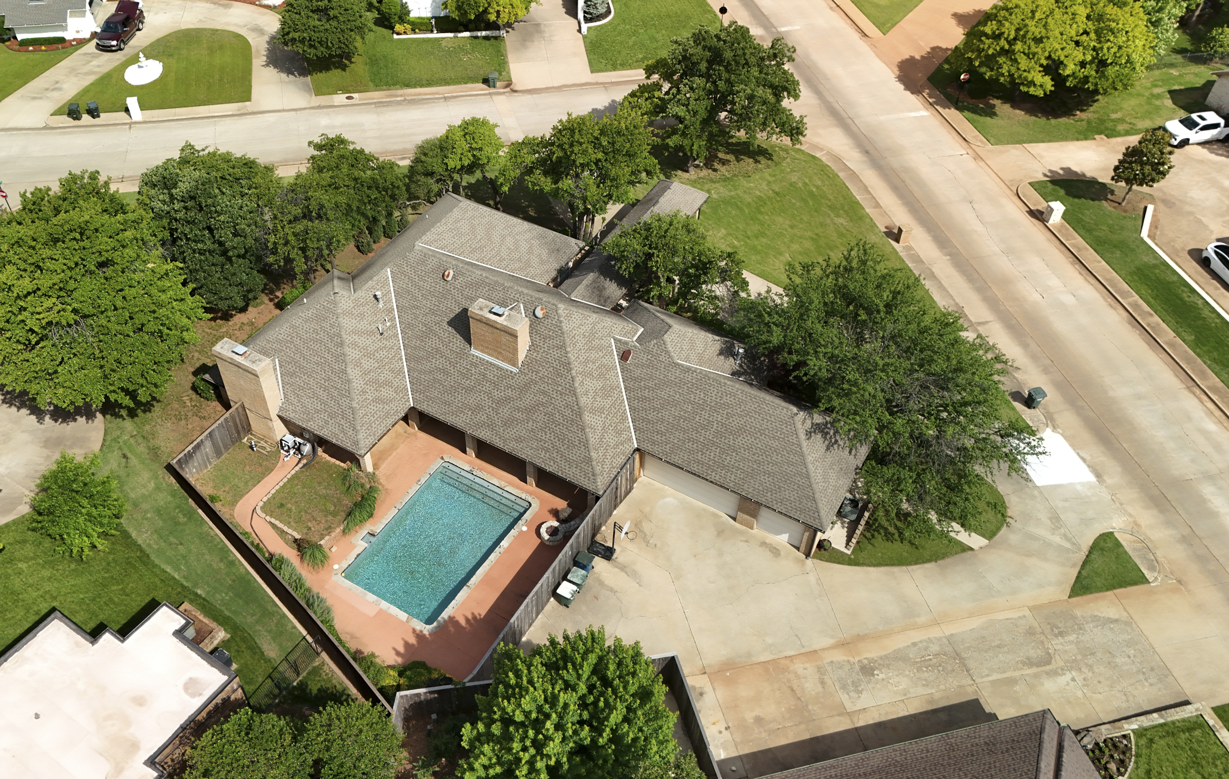  1200 Oak Tree Drive, Edmond, OK 73025 - 物件實景