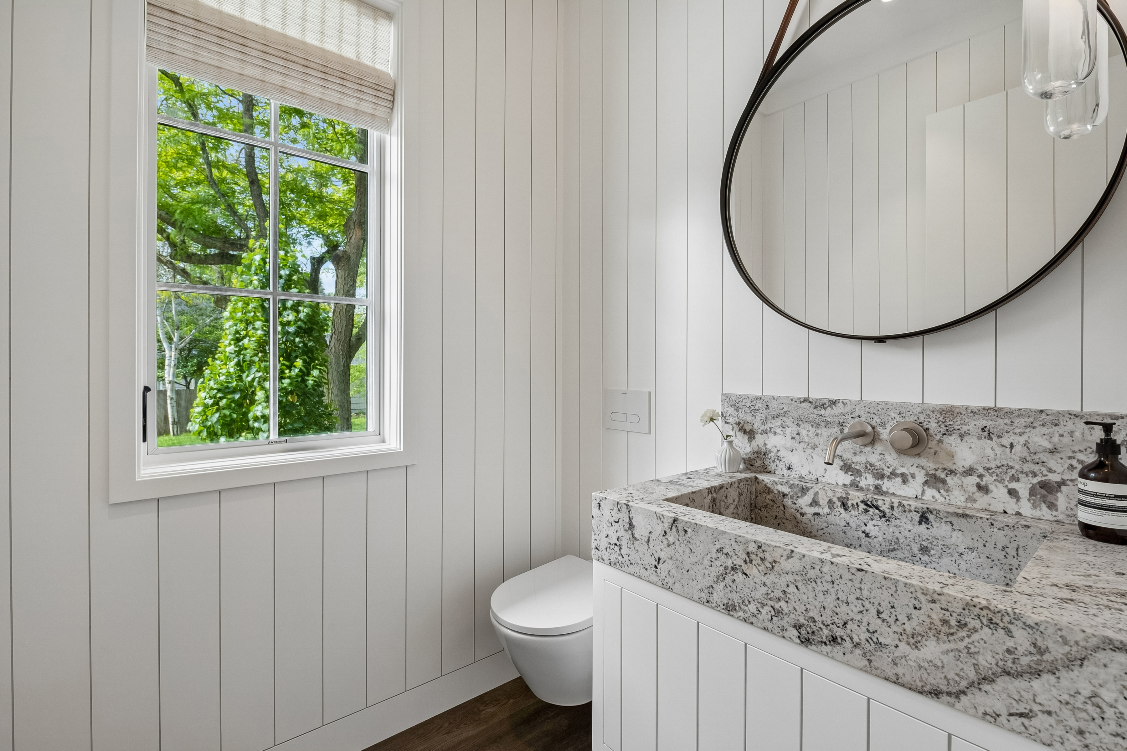 Timeless Luxury Meets Modern Design in Edina - 物件實景