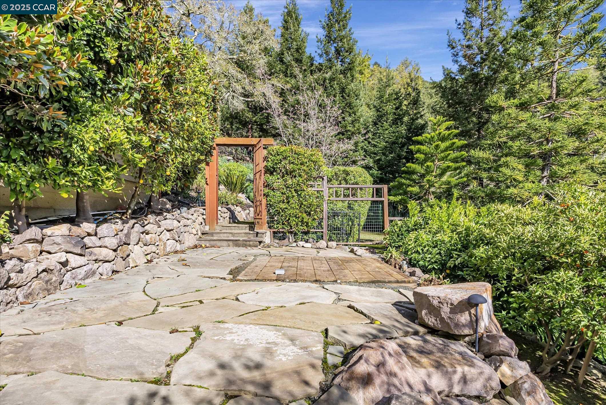 Orinda, California, 94563, United States, 4 Bedrooms Bedrooms, ,3 BathroomsBathrooms,Residential,For Sale,1942237
