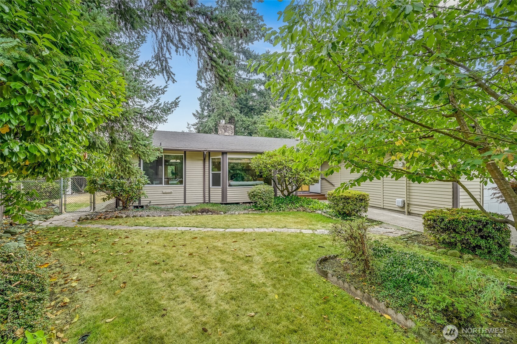 Puyallup, Washington, 98374, United States, 3 Bedrooms Bedrooms, ,1 BathroomBathrooms,Residential,For Sale,1917065