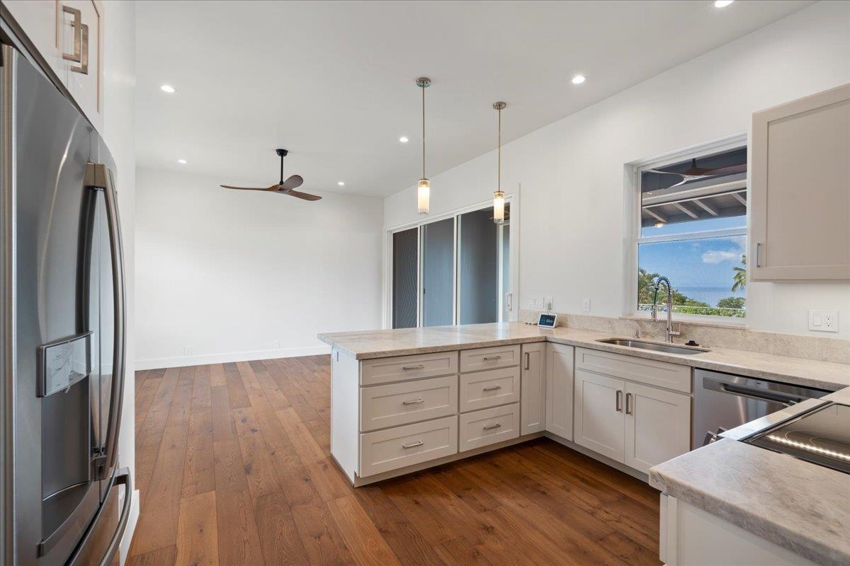 Kihei, Hawaii, 96753, United States, 2 Bedrooms Bedrooms, ,1 BathroomBathrooms,Residential,For Sale,1998812