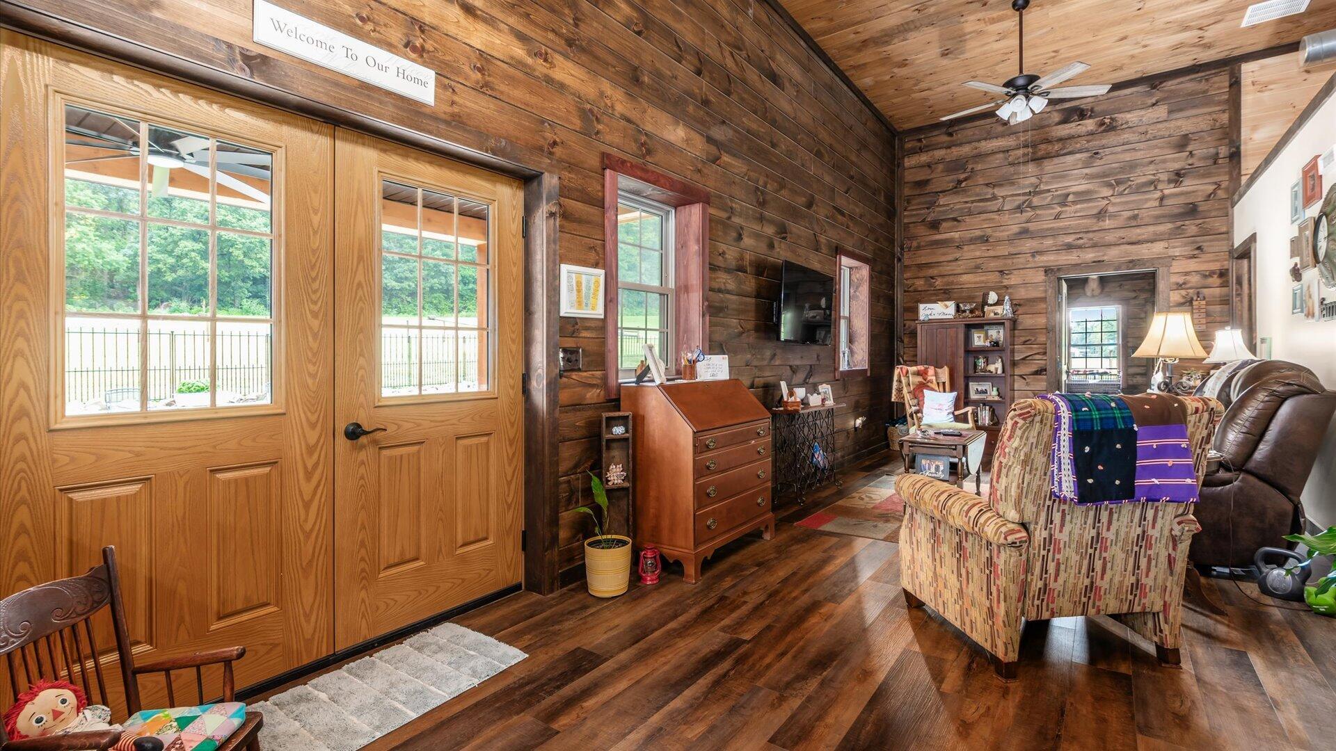 Frazeysburg, Ohio, 43822, United States, 3 Bedrooms Bedrooms, ,2 BathroomsBathrooms,Residential,For Sale,1942173