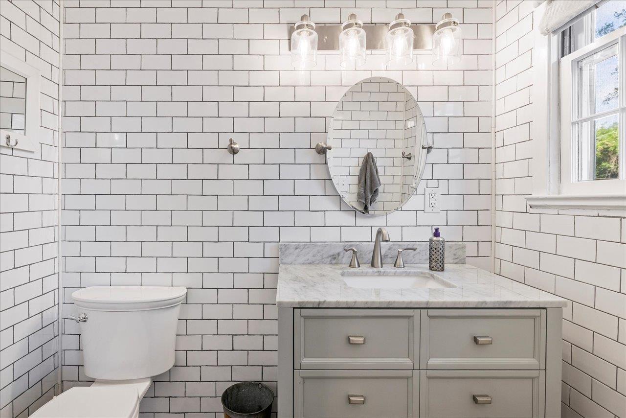 Tallahassee, Florida, 32303, United States, 4 Bedrooms Bedrooms, ,3 BathroomsBathrooms,Residential,For Sale,1959119