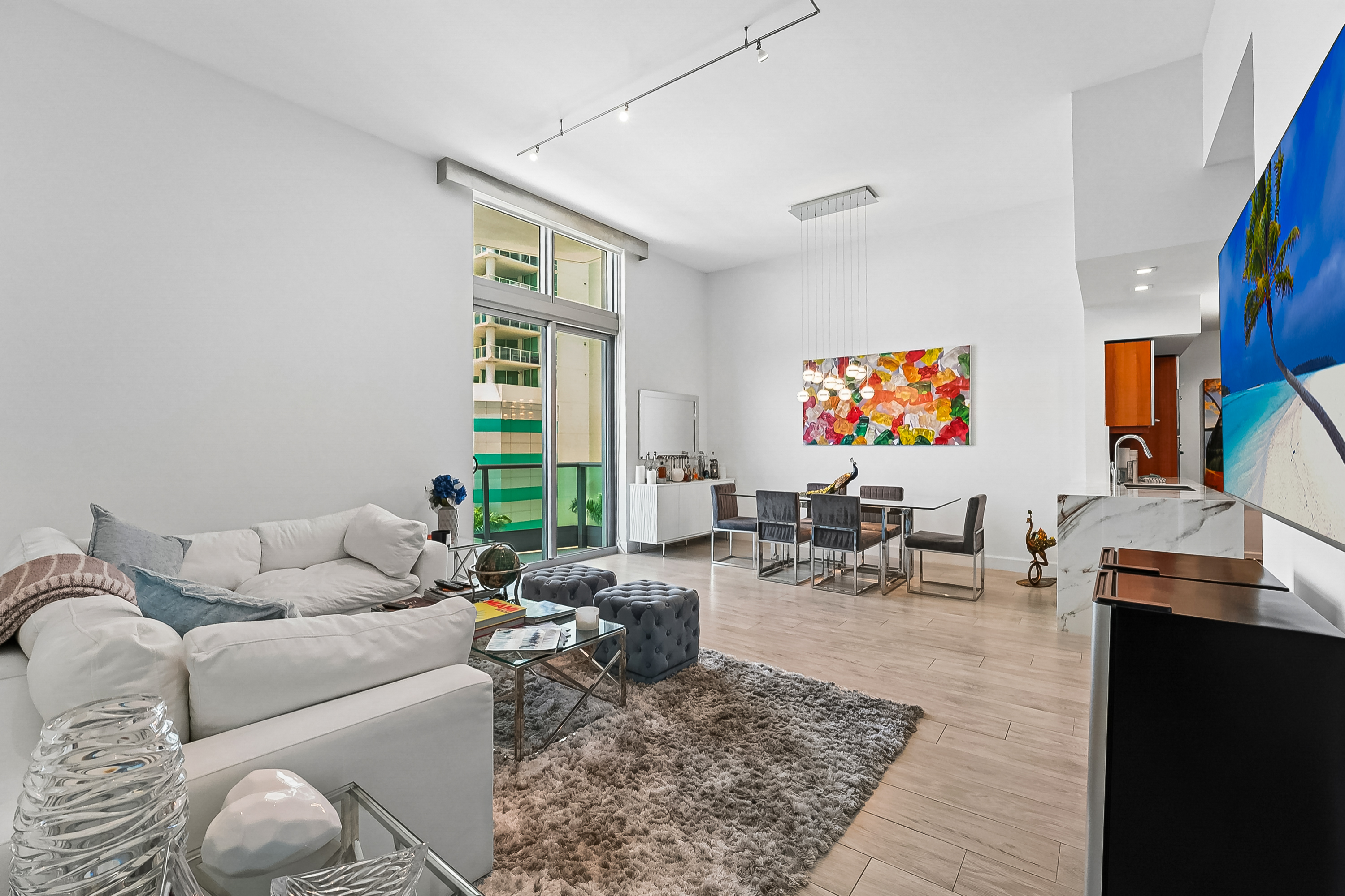  1331 Brickell Bay Dr, Miami, FL, 33131 - 物件實景