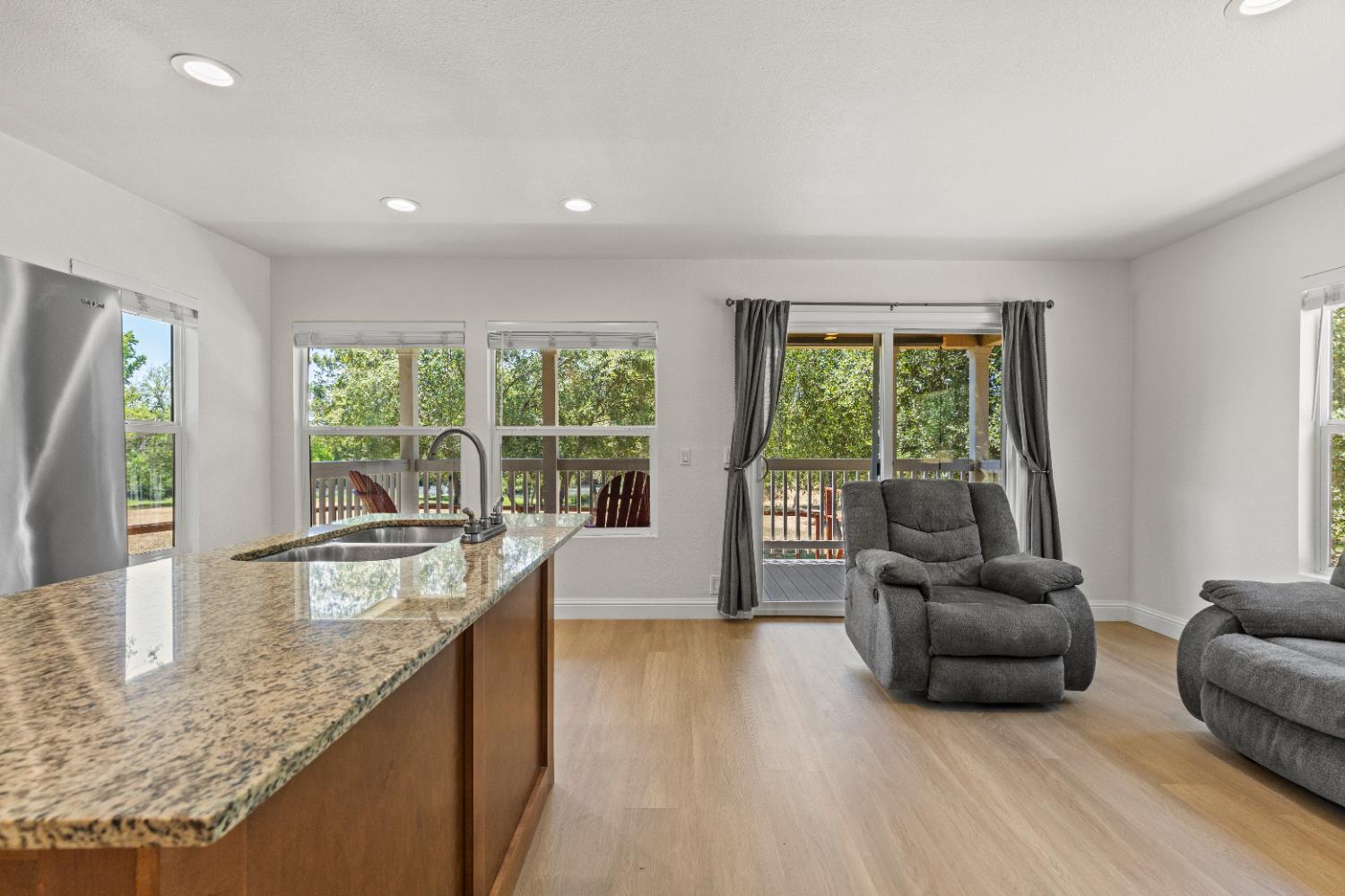 Lincoln, California, 95648, United States, 3 Bedrooms Bedrooms, ,2 BathroomsBathrooms,Residential,For Sale,1904345