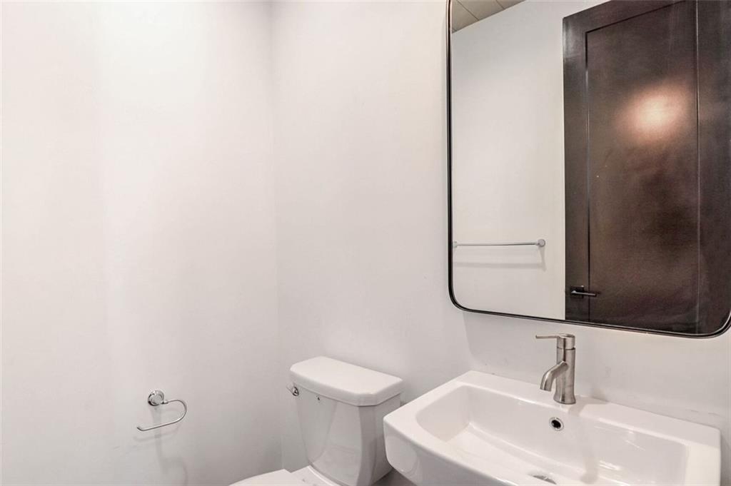 Atlanta, Georgia, 30307, United States, 3 Bedrooms Bedrooms, ,4 BathroomsBathrooms,Residential,For Sale,1837397