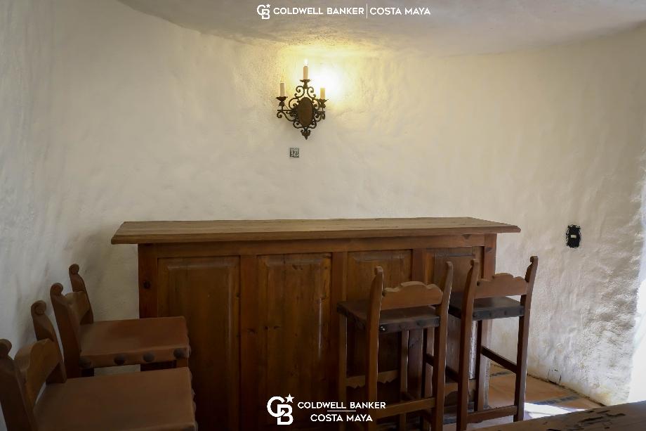 Privada Emiliano Zapata, Puebla, Puebla, 72190, Mexico, 5 Bedrooms Bedrooms, ,7 BathroomsBathrooms,Residential,For Sale,Privada Emiliano Zapata,1625472