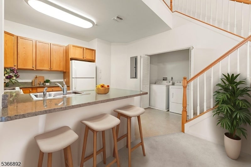 Clifton City, New Jersey, 07013, United States, 2 Bedrooms Bedrooms, ,2 BathroomsBathrooms,Residential,For Sale,1870870