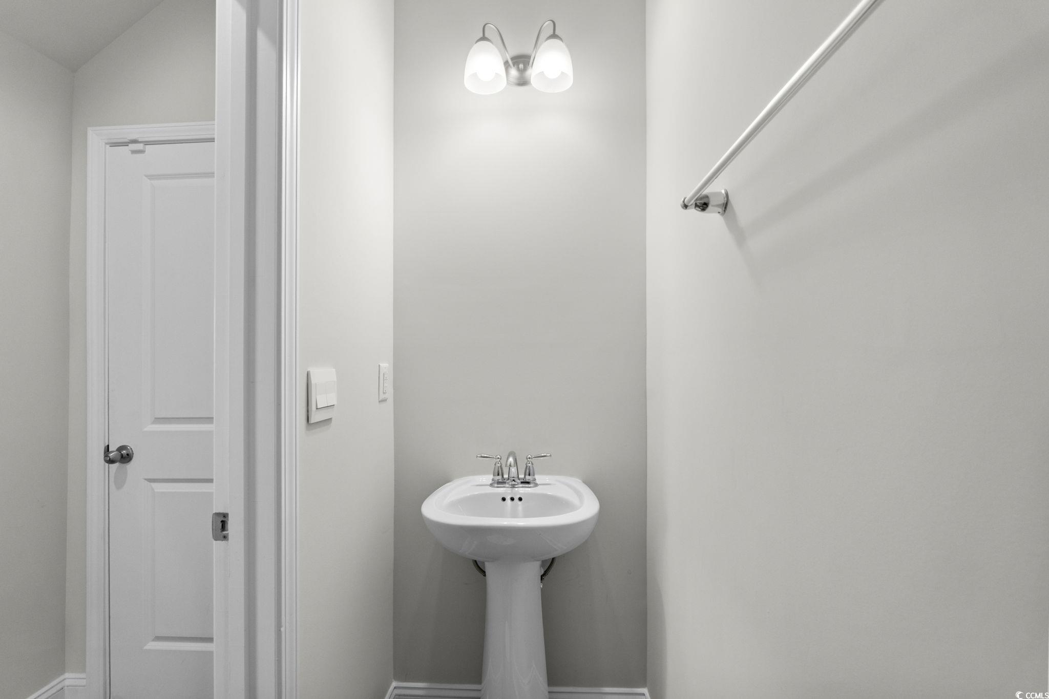 Myrtle Beach, South Carolina, 29579, United States, 5 Bedrooms Bedrooms, ,4 BathroomsBathrooms,Residential,For Sale,1960870