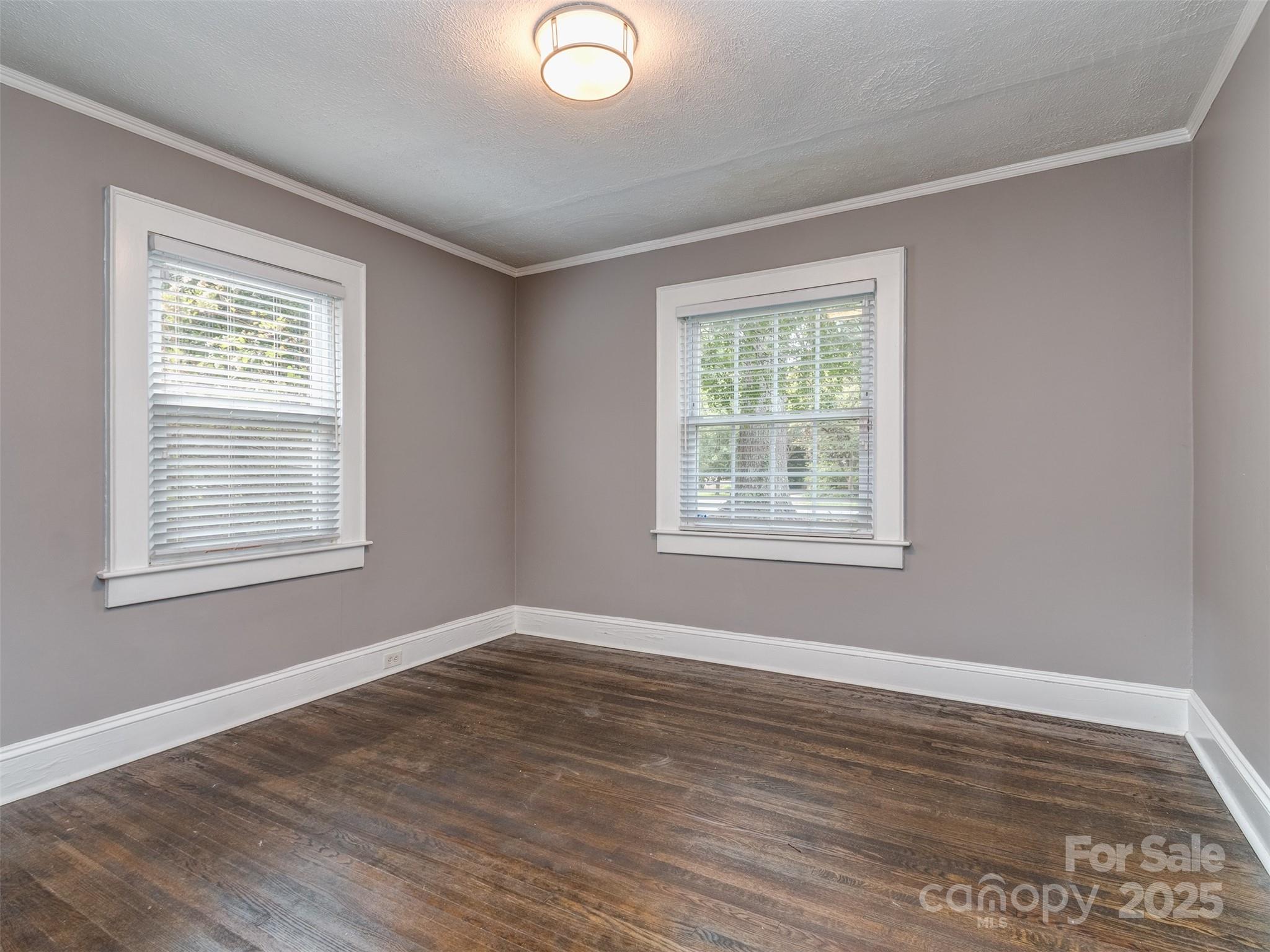 Charlotte, North Carolina, 28205, United States, 4 Bedrooms Bedrooms, ,1 BathroomBathrooms,Residential,For Sale,1933386