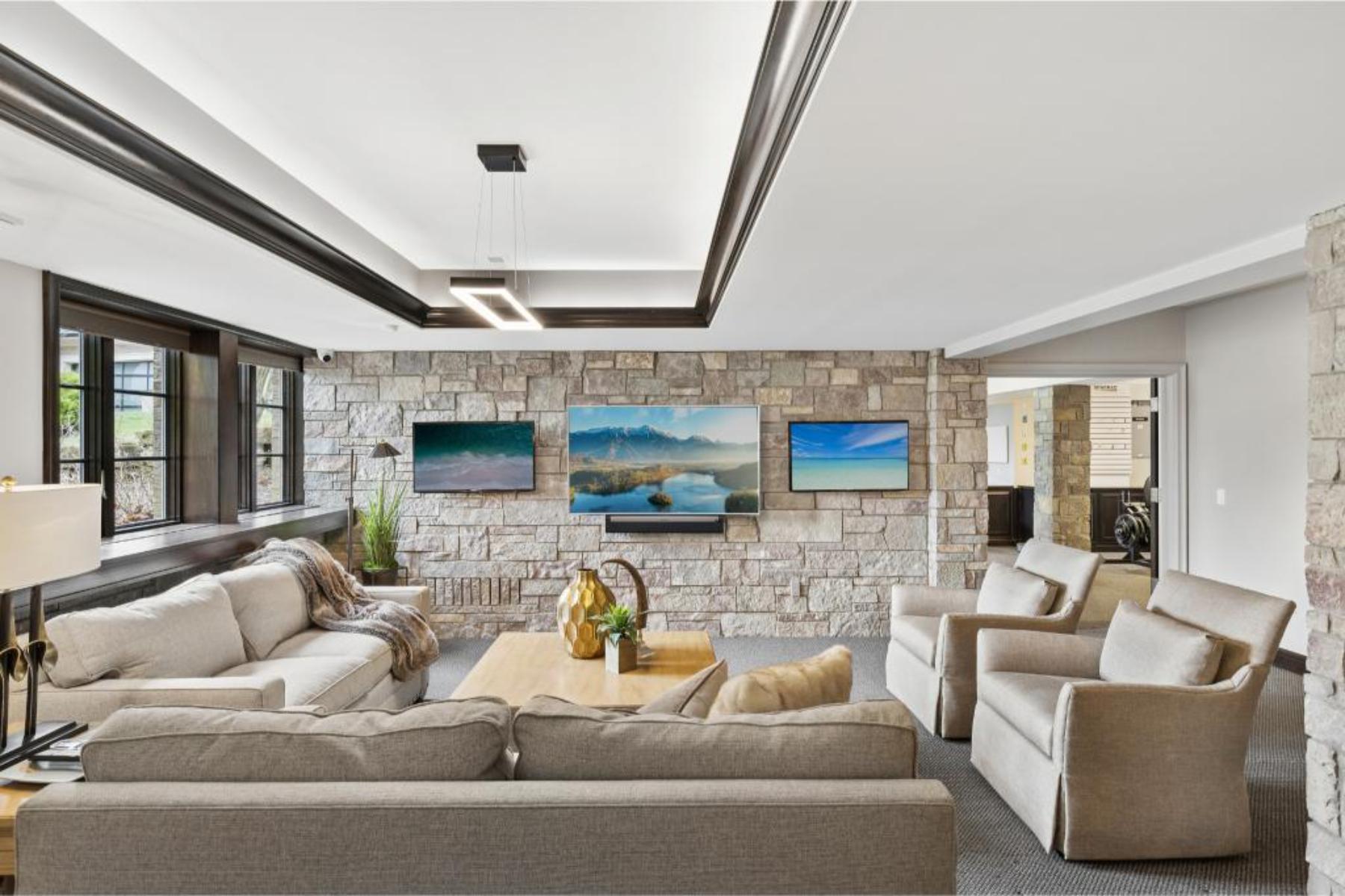  Oakland Township - 物件實景