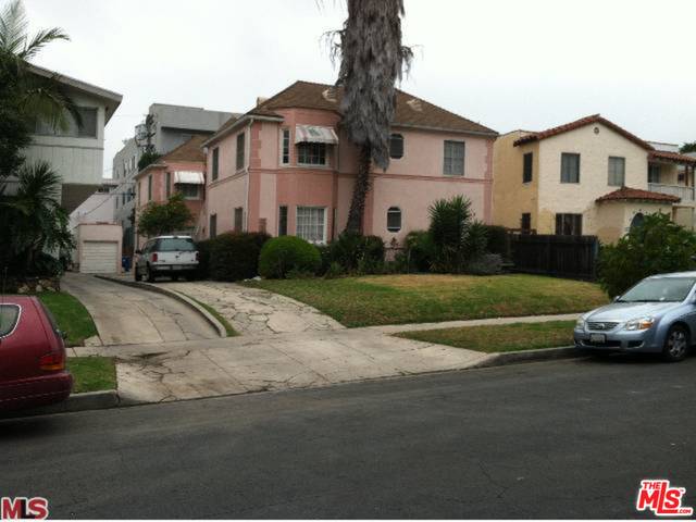 Bedford St, Los Angeles, CA 90035