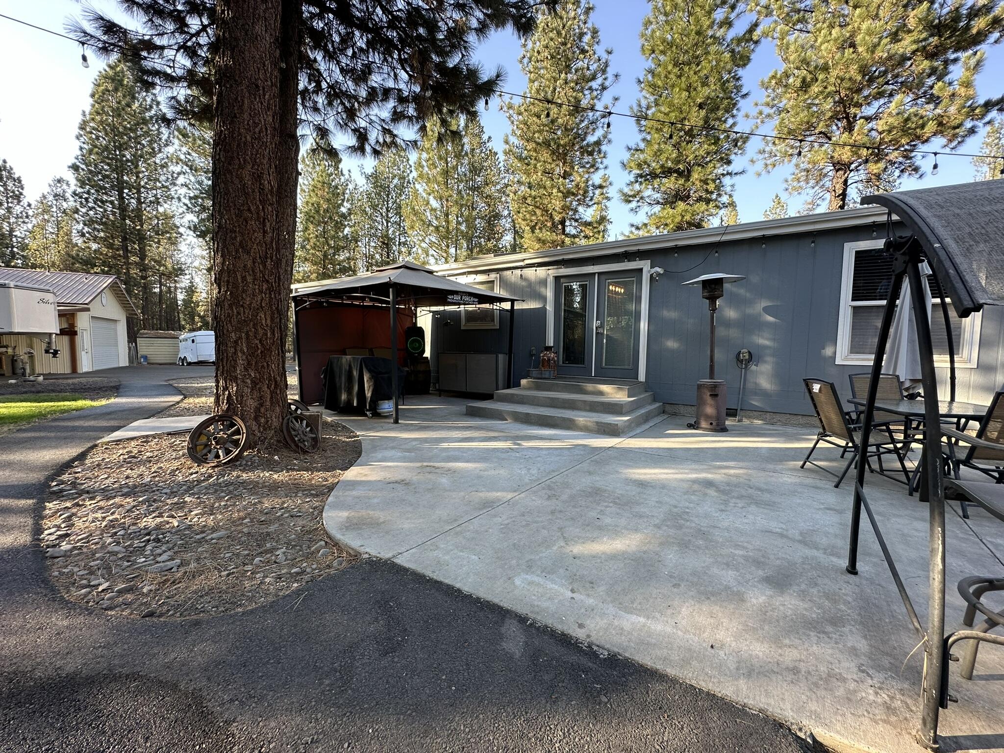 La Pine, Oregon, 97739, United States, 3 Bedrooms Bedrooms, ,2 BathroomsBathrooms,Residential,For Sale,2040090