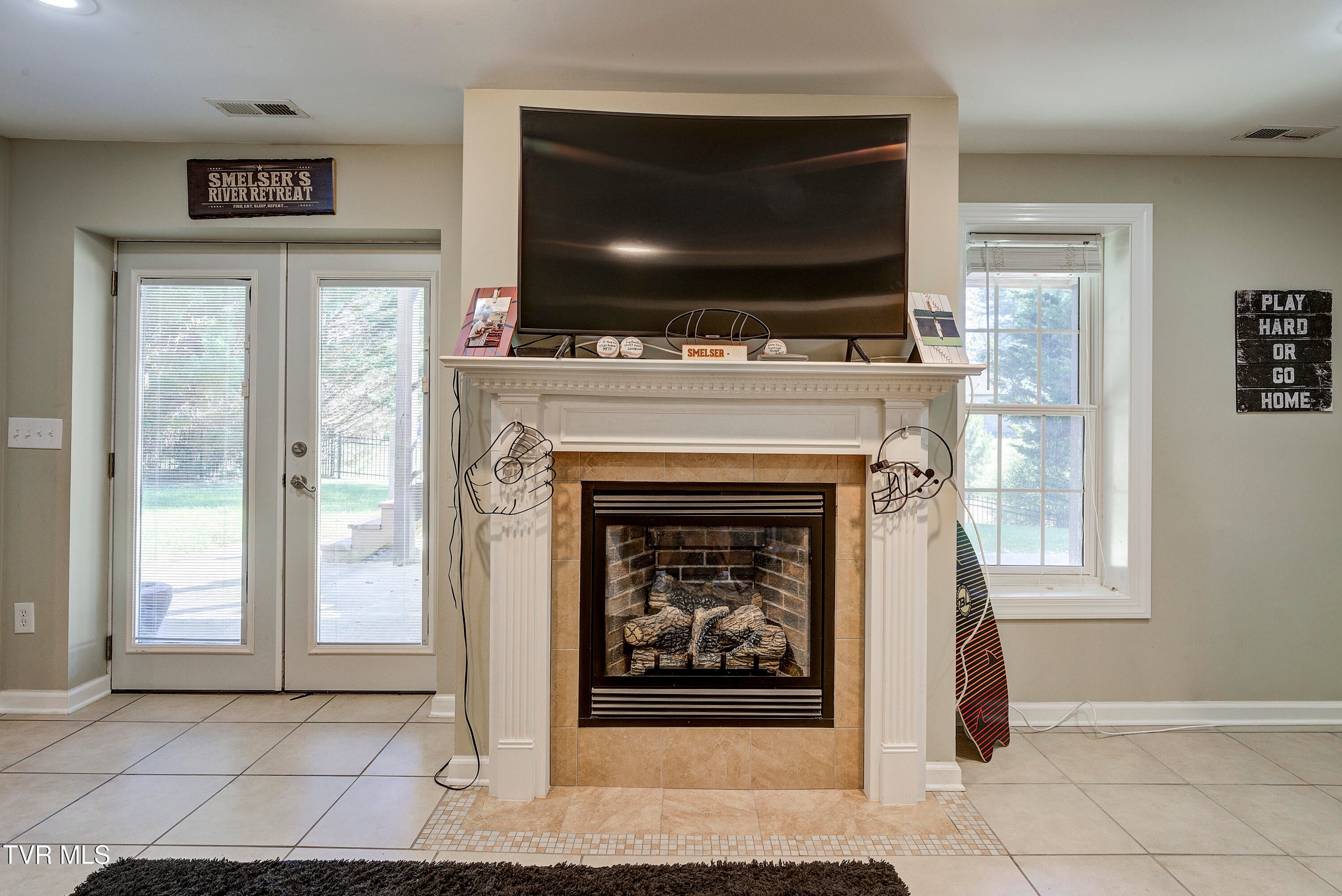 Johnson City, Tennessee, 37604, United States, 5 Bedrooms Bedrooms, ,3 BathroomsBathrooms,Residential,For Sale,1964815