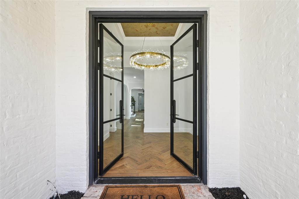 Dallas, Texas, 75248, United States, 4 Bedrooms Bedrooms, ,4 BathroomsBathrooms,Residential,For Sale,1900656