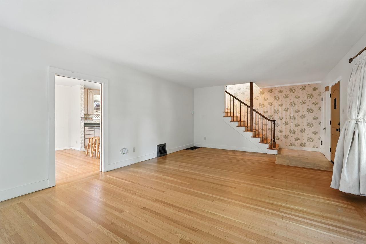 Sacramento, California, 95819, United States, 3 Bedrooms Bedrooms, ,2 BathroomsBathrooms,Residential,For Sale,1925048