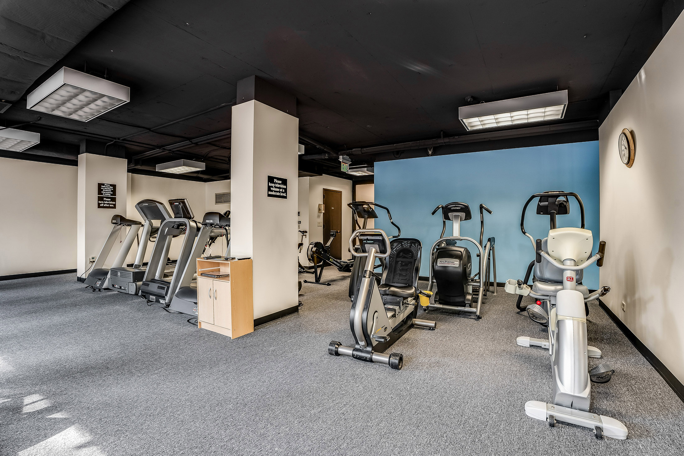  Easy Living at Plaza Towers - 物件實景