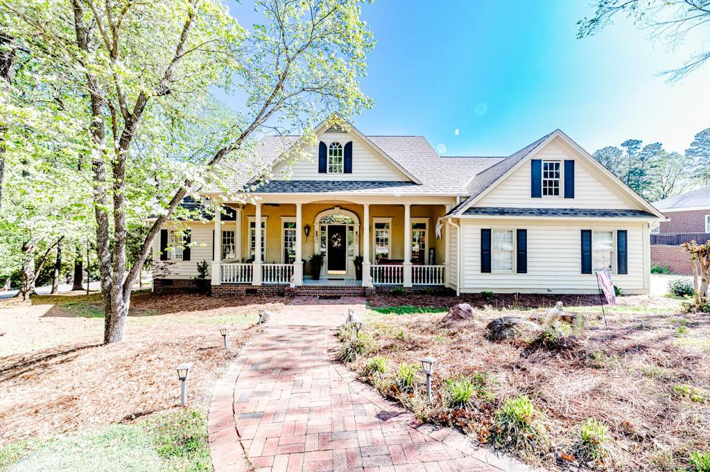 2648 Buckingham Drive, Sanford, North Carolina, 27330, United States, 3 Bedrooms Bedrooms, ,4 BathroomsBathrooms,Residential,For Sale,2648 Buckingham Drive,1675202