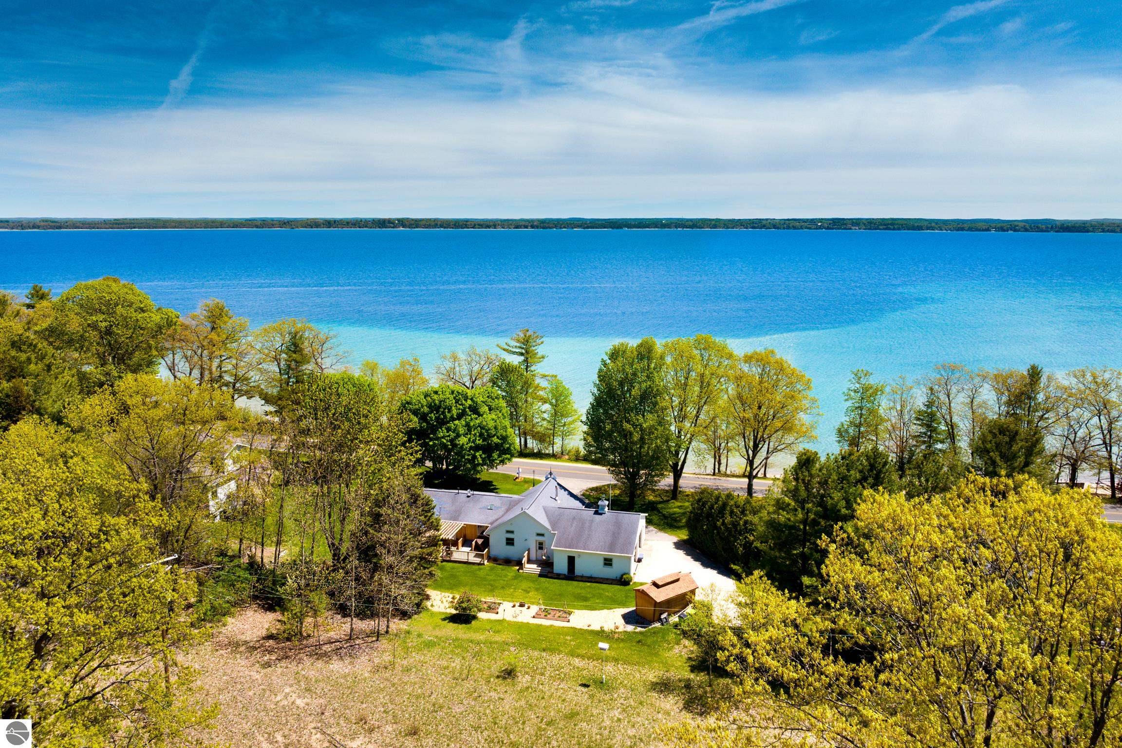Traverse City, Michigan, 49686, United States, 3 Bedrooms Bedrooms, ,1 BathroomBathrooms,Residential,For Sale,2048667