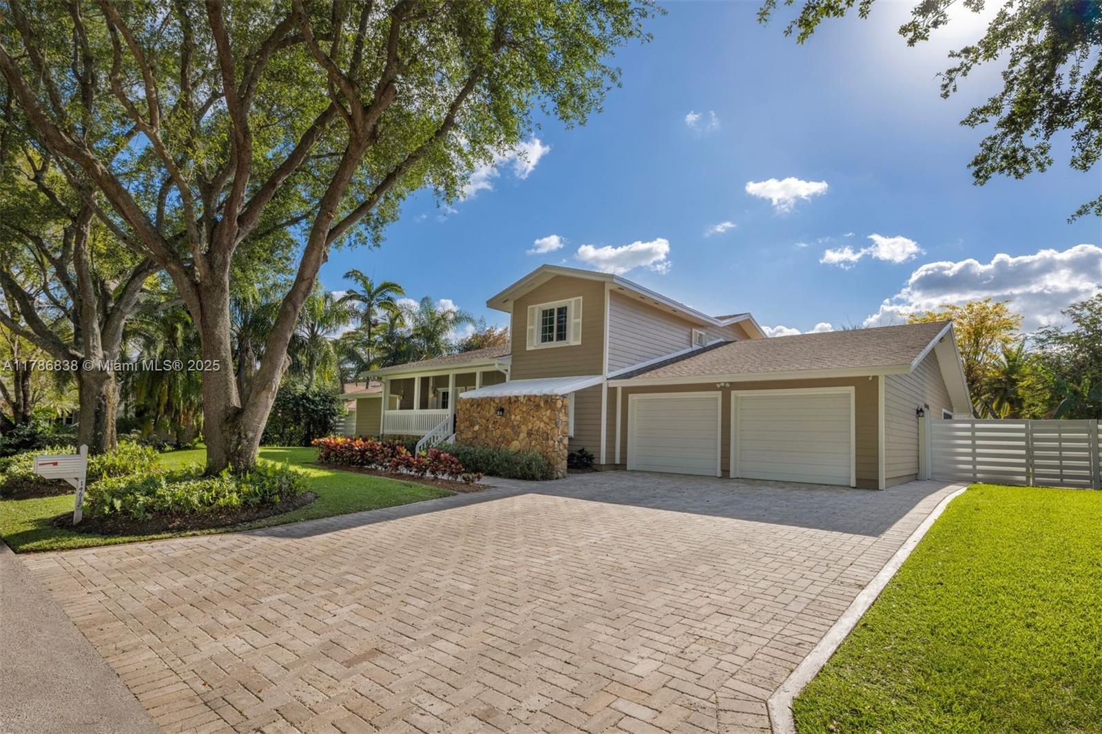 Miami, Florida, 33196, United States, 4 Bedrooms Bedrooms, ,4 BathroomsBathrooms,Residential,For Sale,1805262