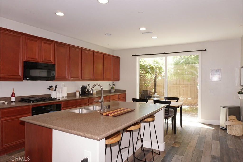 Temecula, California, 92592, United States, 4 Bedrooms Bedrooms, ,3 BathroomsBathrooms,Residential,For Sale,1857276