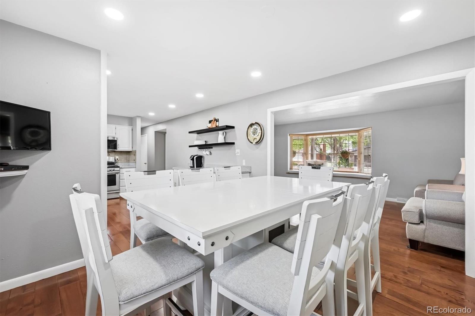 Denver, Colorado, 80227, United States, 5 Bedrooms Bedrooms, ,2 BathroomsBathrooms,Residential,For Sale,1897088