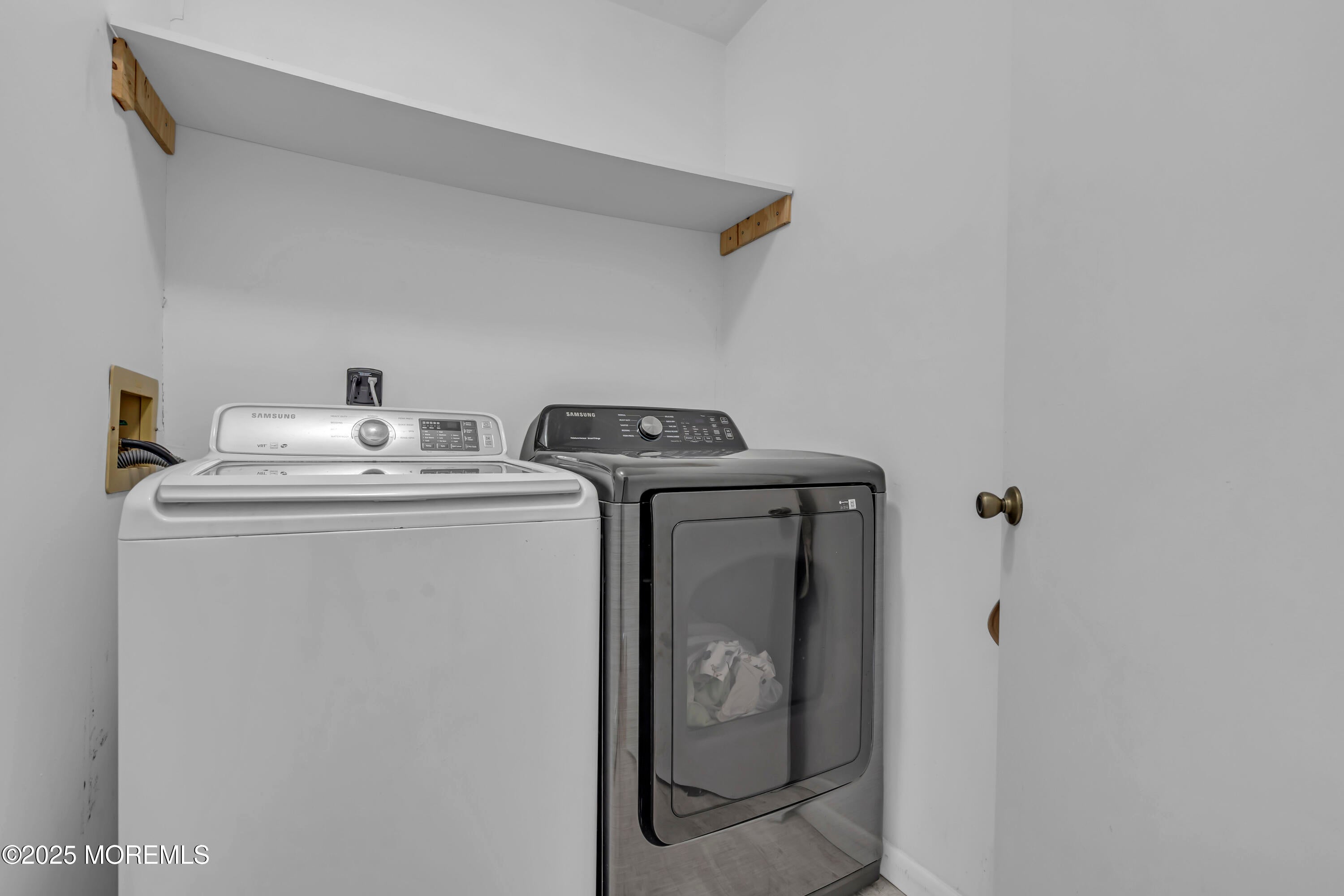 Toms River, New Jersey, 08753, United States, 4 Bedrooms Bedrooms, ,2 BathroomsBathrooms,Residential,For Sale,1977507