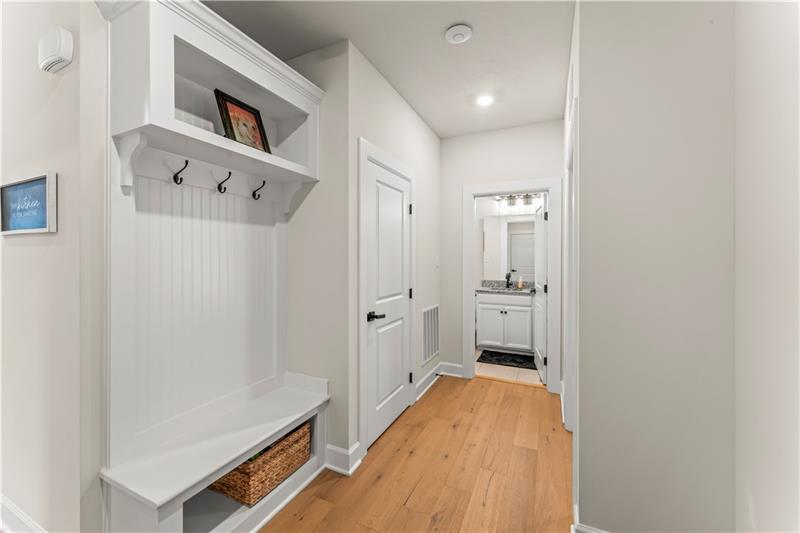 Canonsburg, Pennsylvania, 15317, United States, 3 Bedrooms Bedrooms, ,3 BathroomsBathrooms,Residential,For Sale,1895014