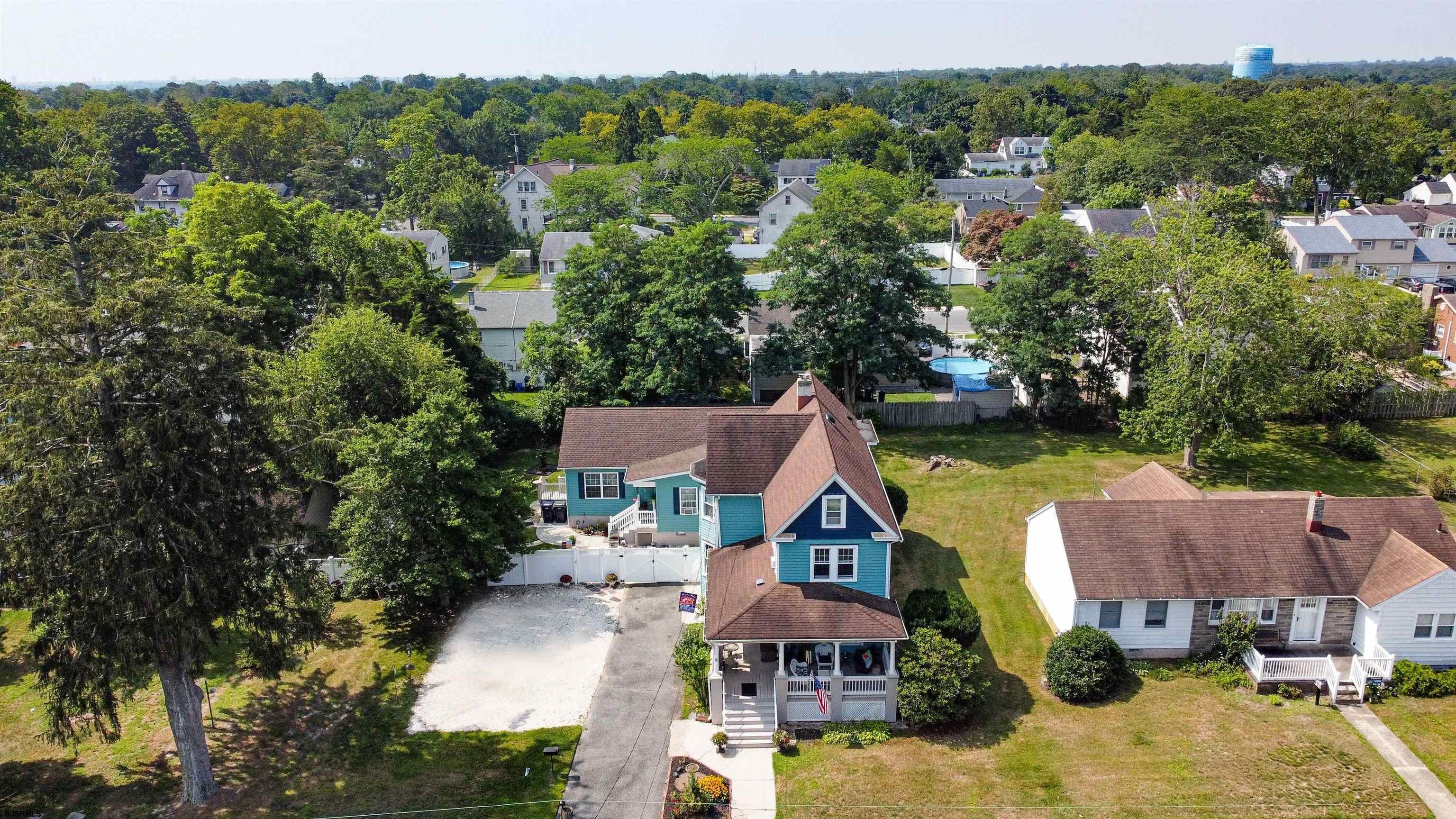 Absecon, New Jersey, 08201, United States, 5 Bedrooms Bedrooms, ,4 BathroomsBathrooms,Residential,For Sale,1908485