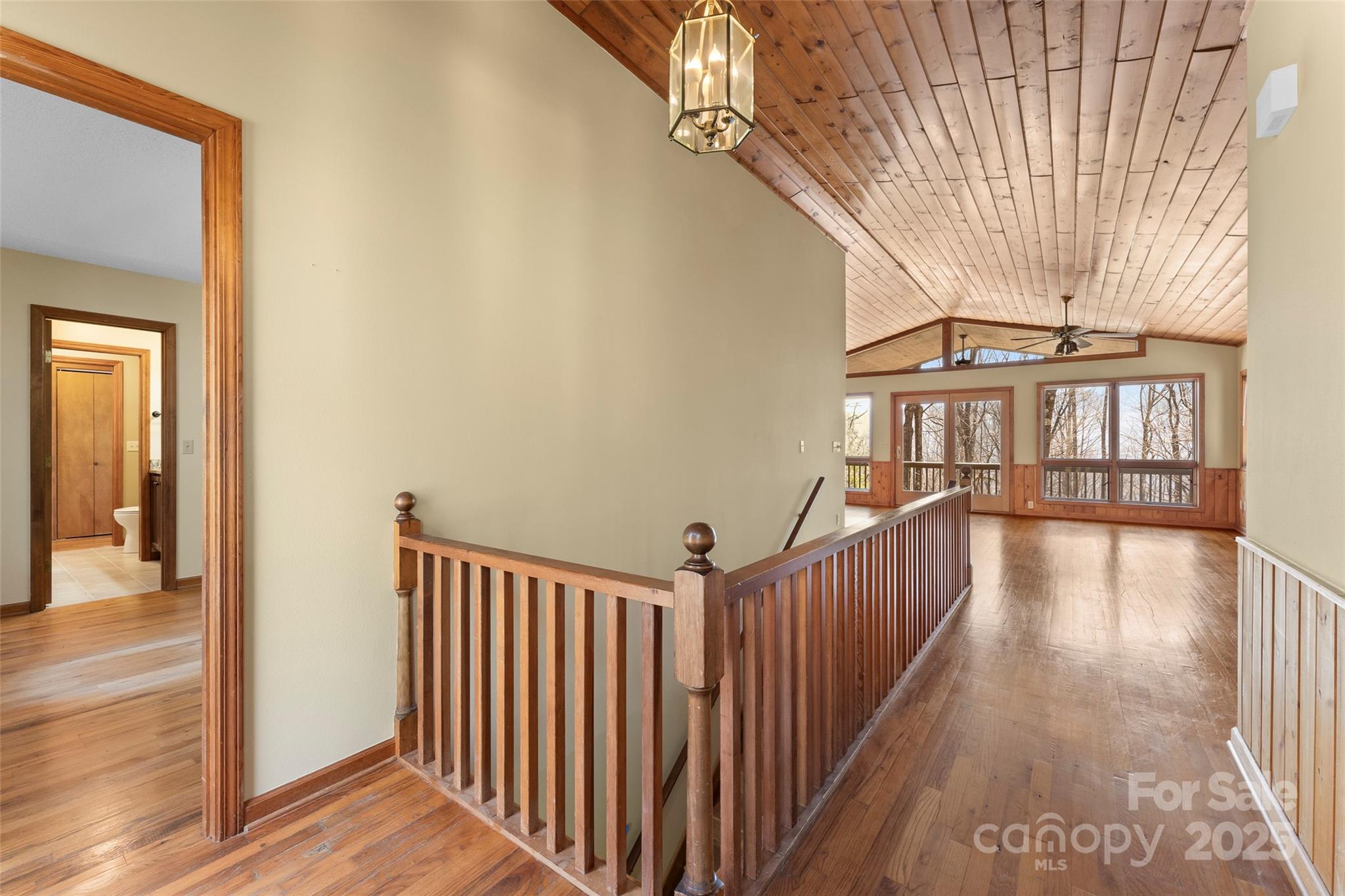 Maggie Valley, North Carolina, 28751, United States, 3 Bedrooms Bedrooms, ,3 BathroomsBathrooms,Residential,For Sale,1976067