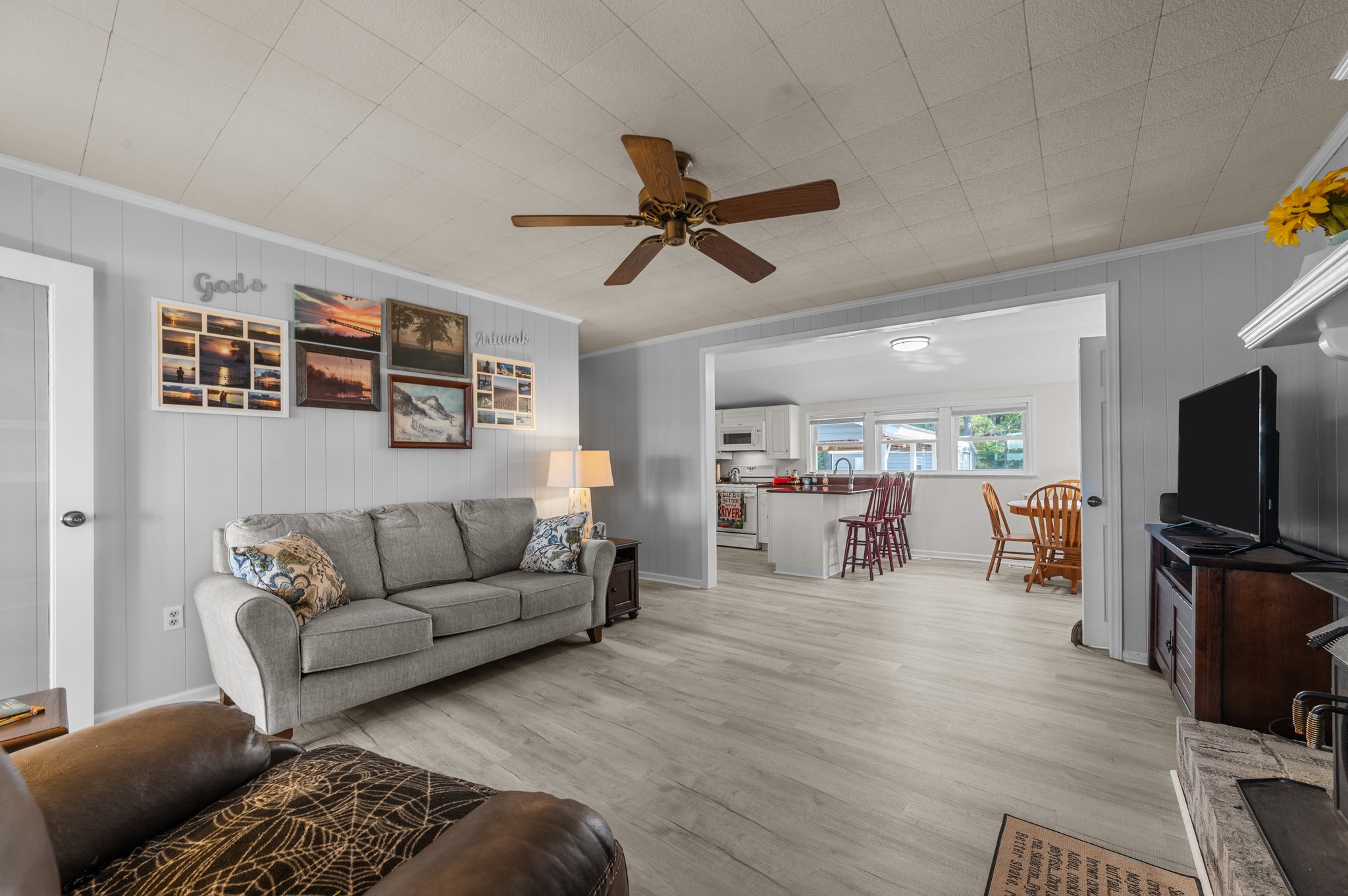 Belhaven, North Carolina, 27810, United States, 3 Bedrooms Bedrooms, ,1 BathroomBathrooms,Residential,For Sale,1944944