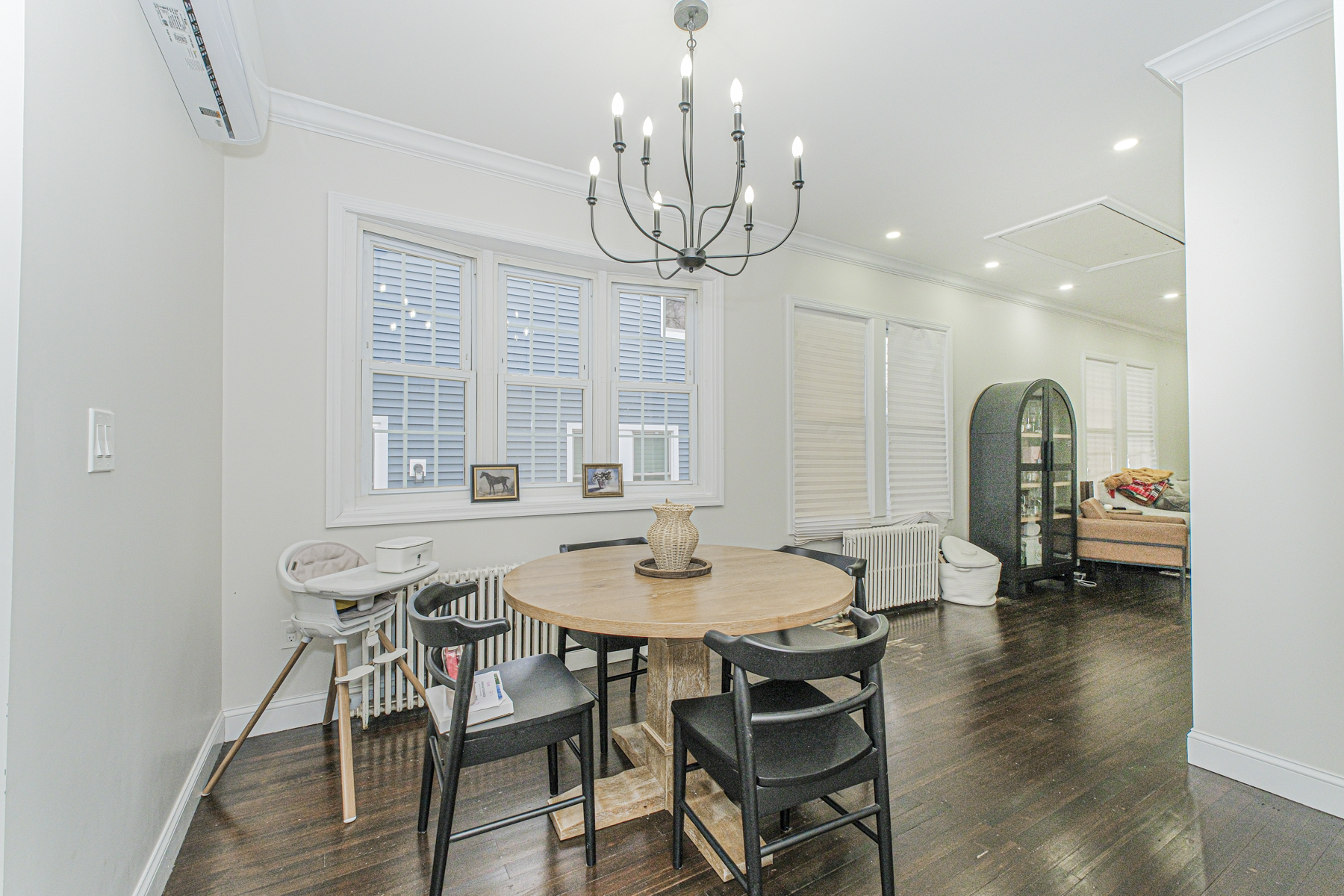 Staten Island, New York, 10307, United States, 2 Bedrooms Bedrooms, ,1 BathroomBathrooms,Residential,For Sale,2012003