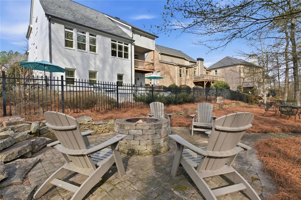 Cumming, Georgia, 30040, United States, 4 Bedrooms Bedrooms, ,5 BathroomsBathrooms,Residential,For Sale,2023621