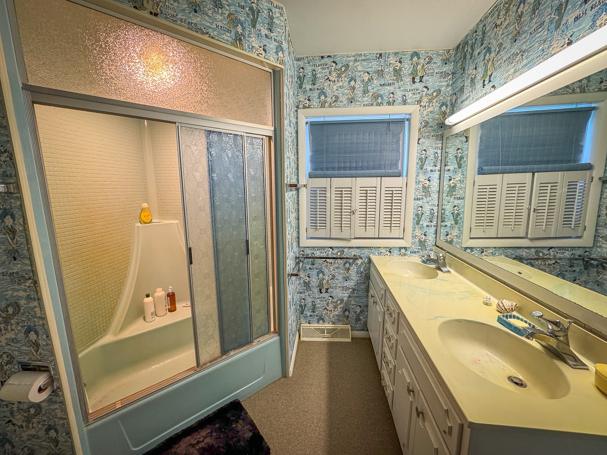 Jackson, Michigan, 49201, United States, 4 Bedrooms Bedrooms, ,2 BathroomsBathrooms,Residential,For Sale,1981022