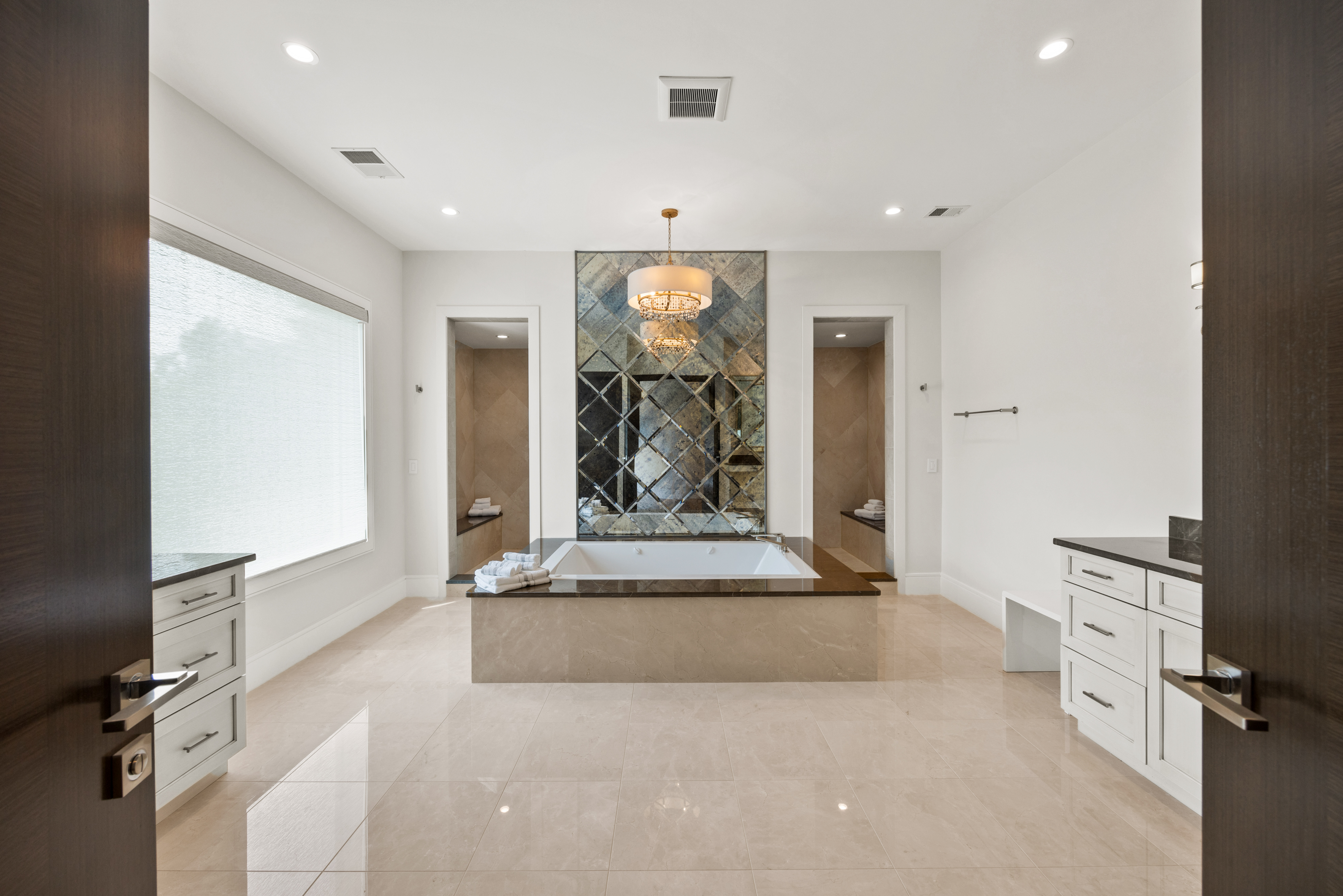 8880 Bradley Boulevard, Bethesda, MD, 20817 - 物件實景