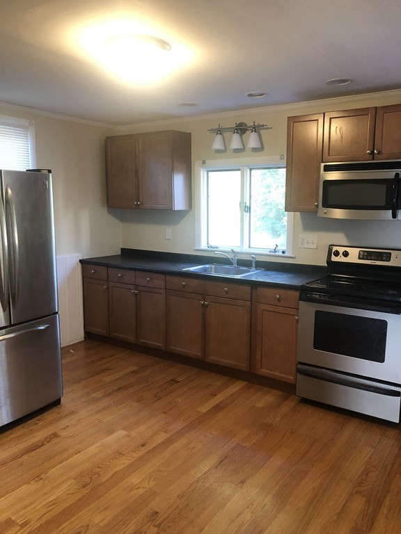 Saugus, Massachusetts, 01906, United States, 4 Bedrooms Bedrooms, ,3 BathroomsBathrooms,Residential,For Sale,1930516