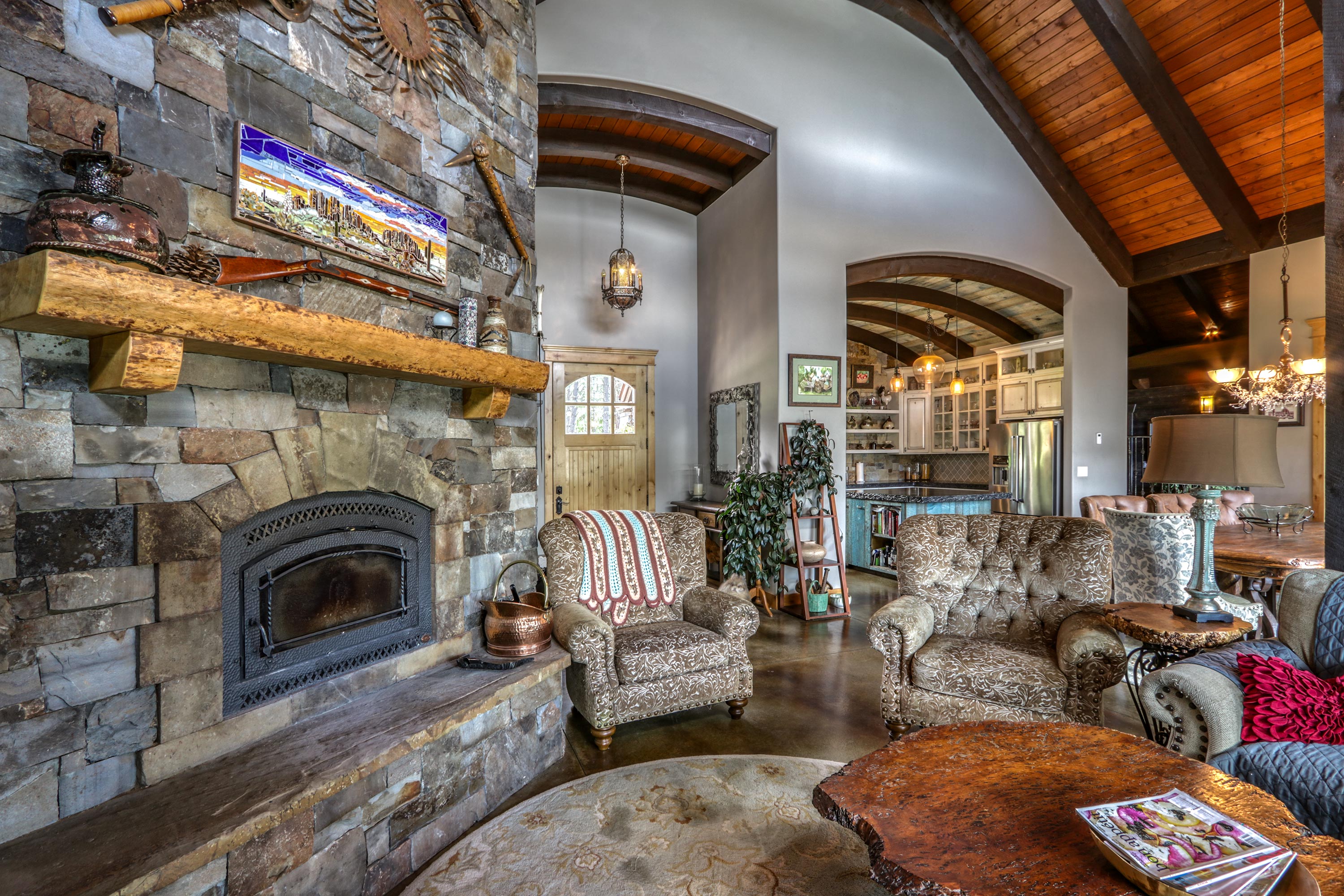Sandpoint, Idaho, 83864, United States, 2 Bedrooms Bedrooms, ,4 BathroomsBathrooms,Residential,For Sale,1806623